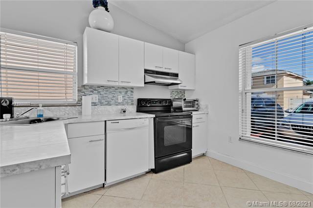 BISCAYNE POINT SOUTH - Residential