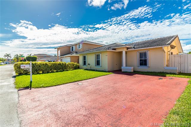 BISCAYNE POINT SOUTH - Residential