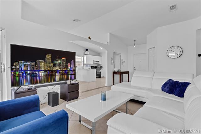 BISCAYNE POINT SOUTH - Residential