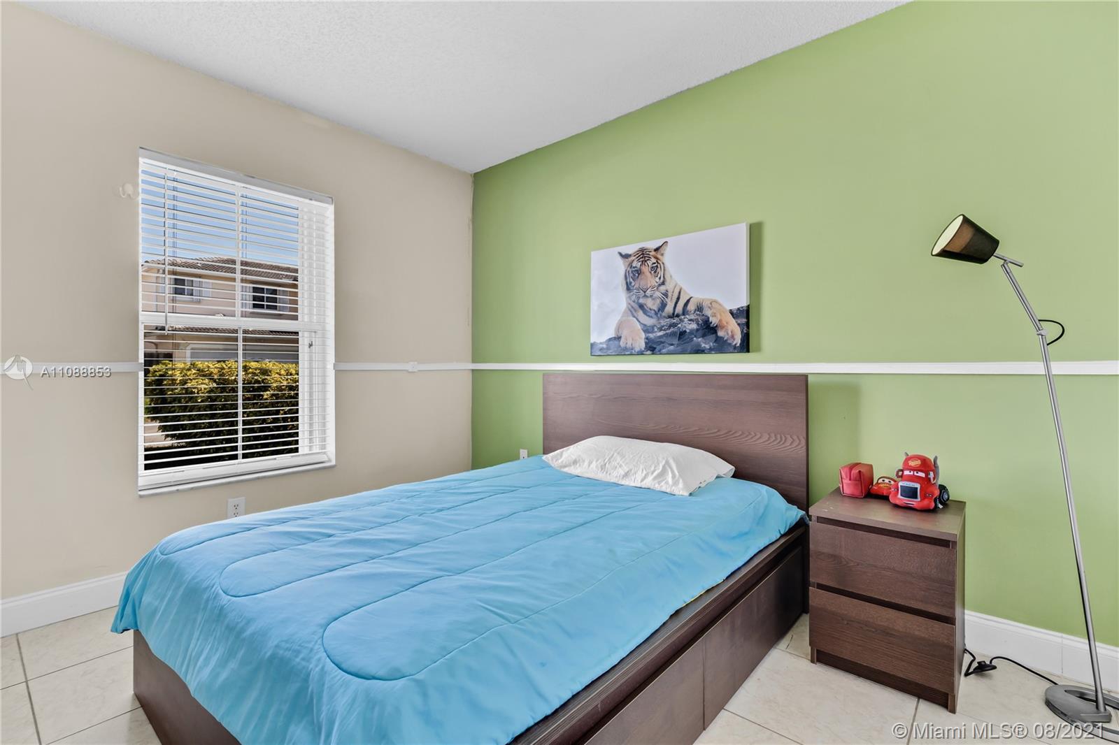 BISCAYNE POINT SOUTH - Residential