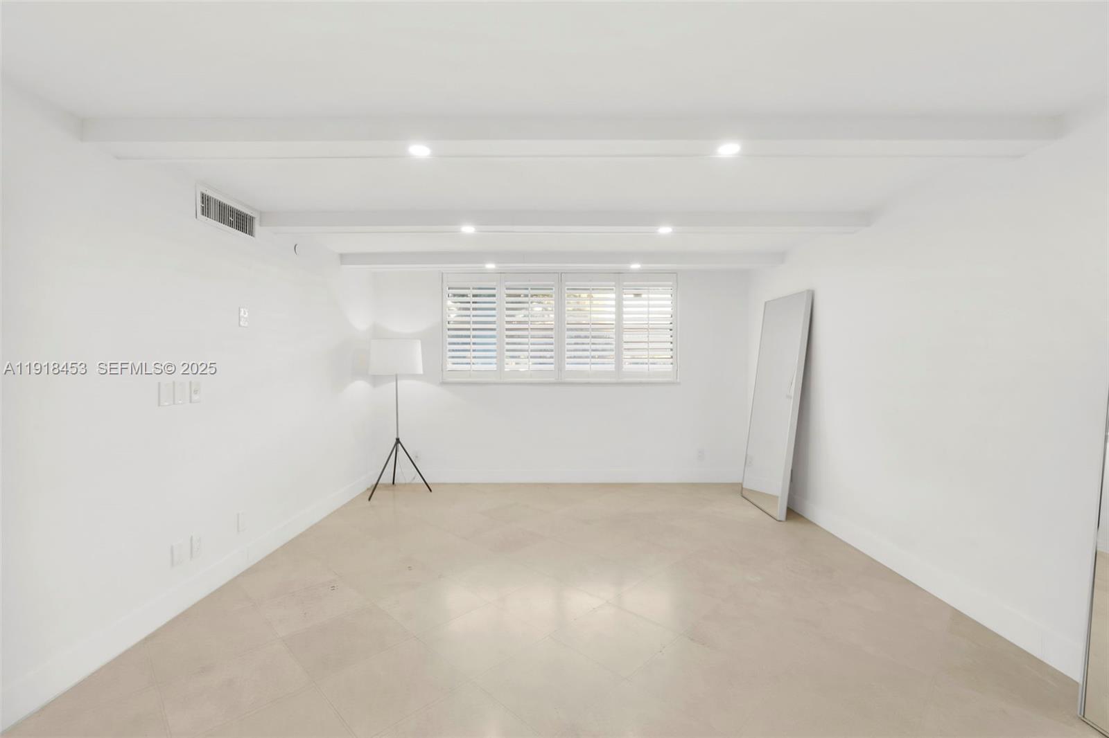 SANDS OF KEY BISCAYNE CON - Residential