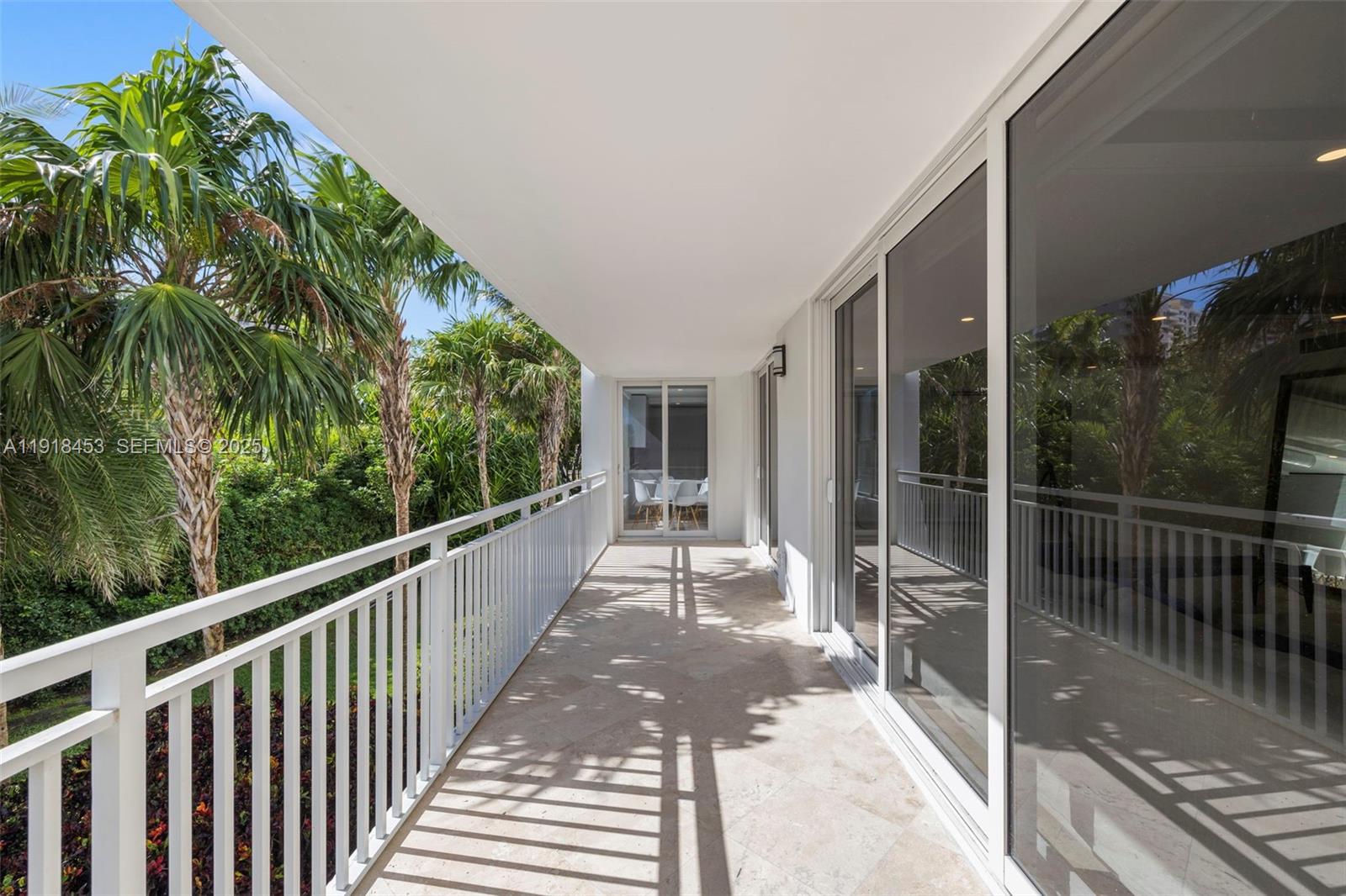 SANDS OF KEY BISCAYNE CON - Residential