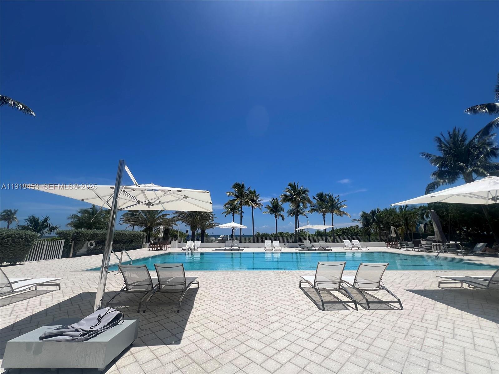 SANDS OF KEY BISCAYNE CON - Residential