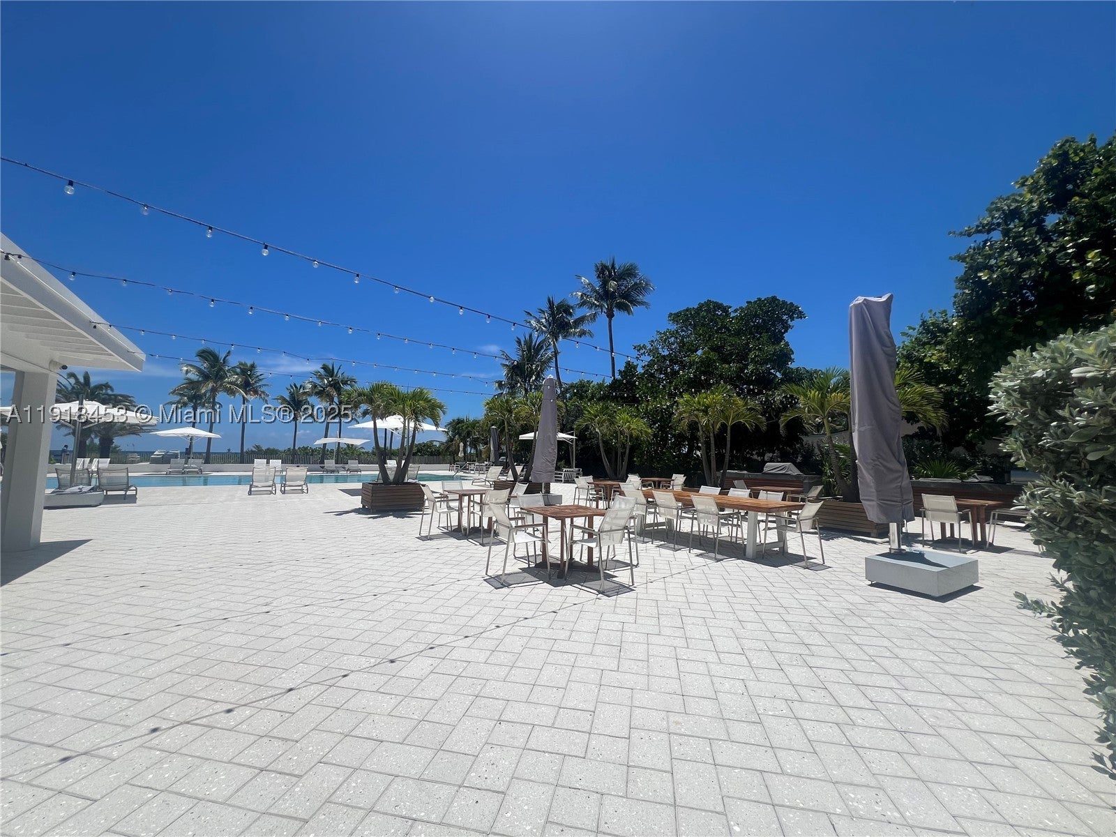 605 Ocean Dr 2L