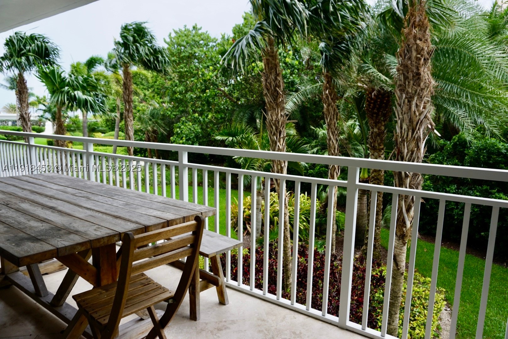 605 Ocean Dr 2L