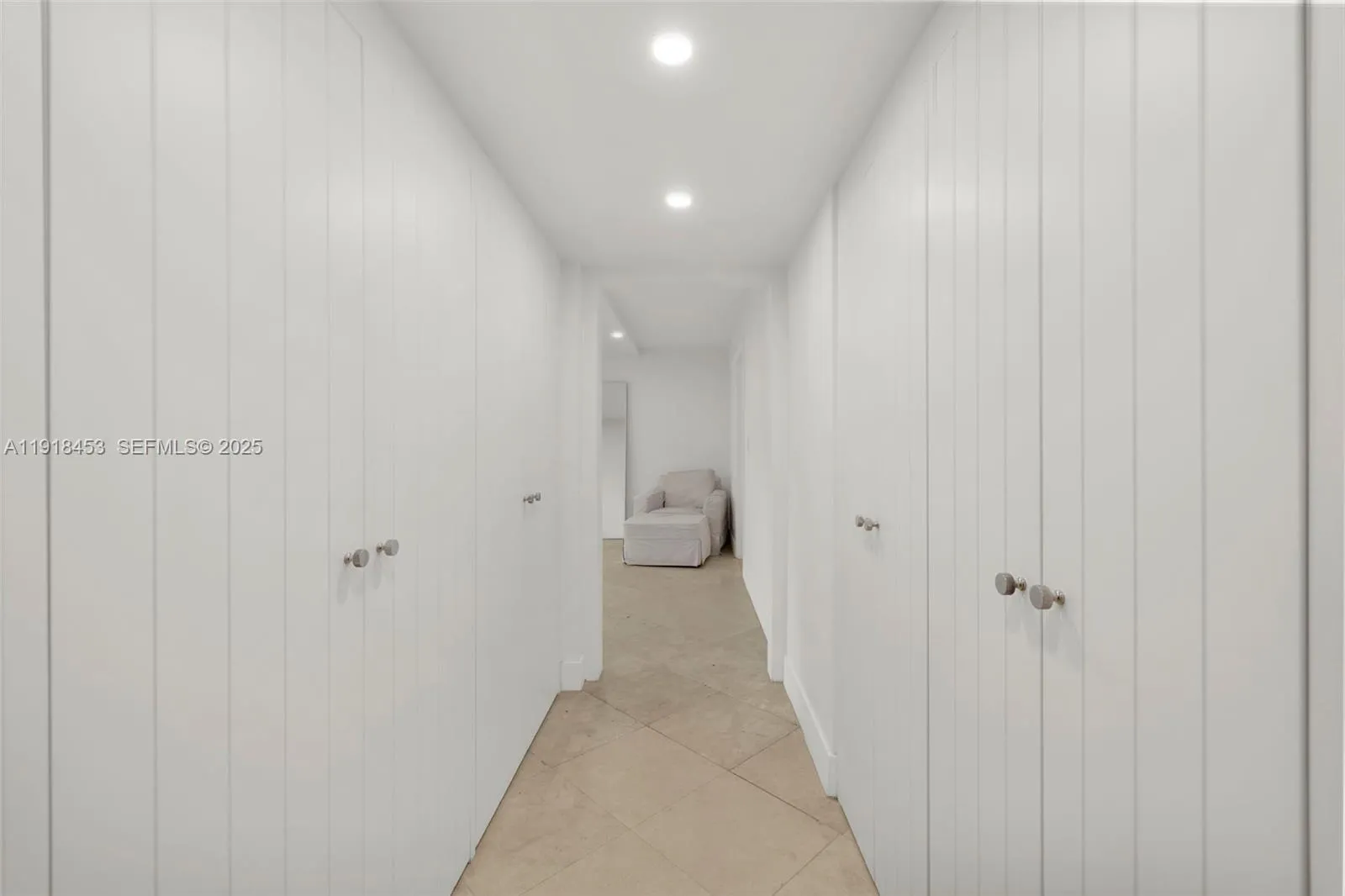 Key Biscayne, Florida 33149, United States, 3 Bedrooms Bedrooms, ,3 BathroomsBathrooms,Residential,Active,247550