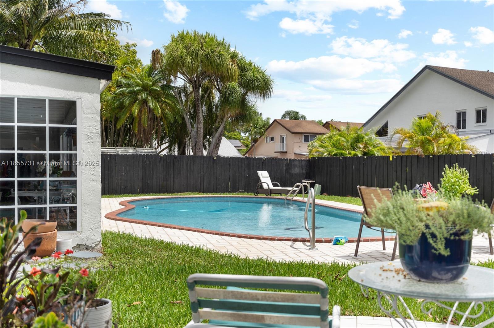 KENDALL TRAILS SUB - Residential