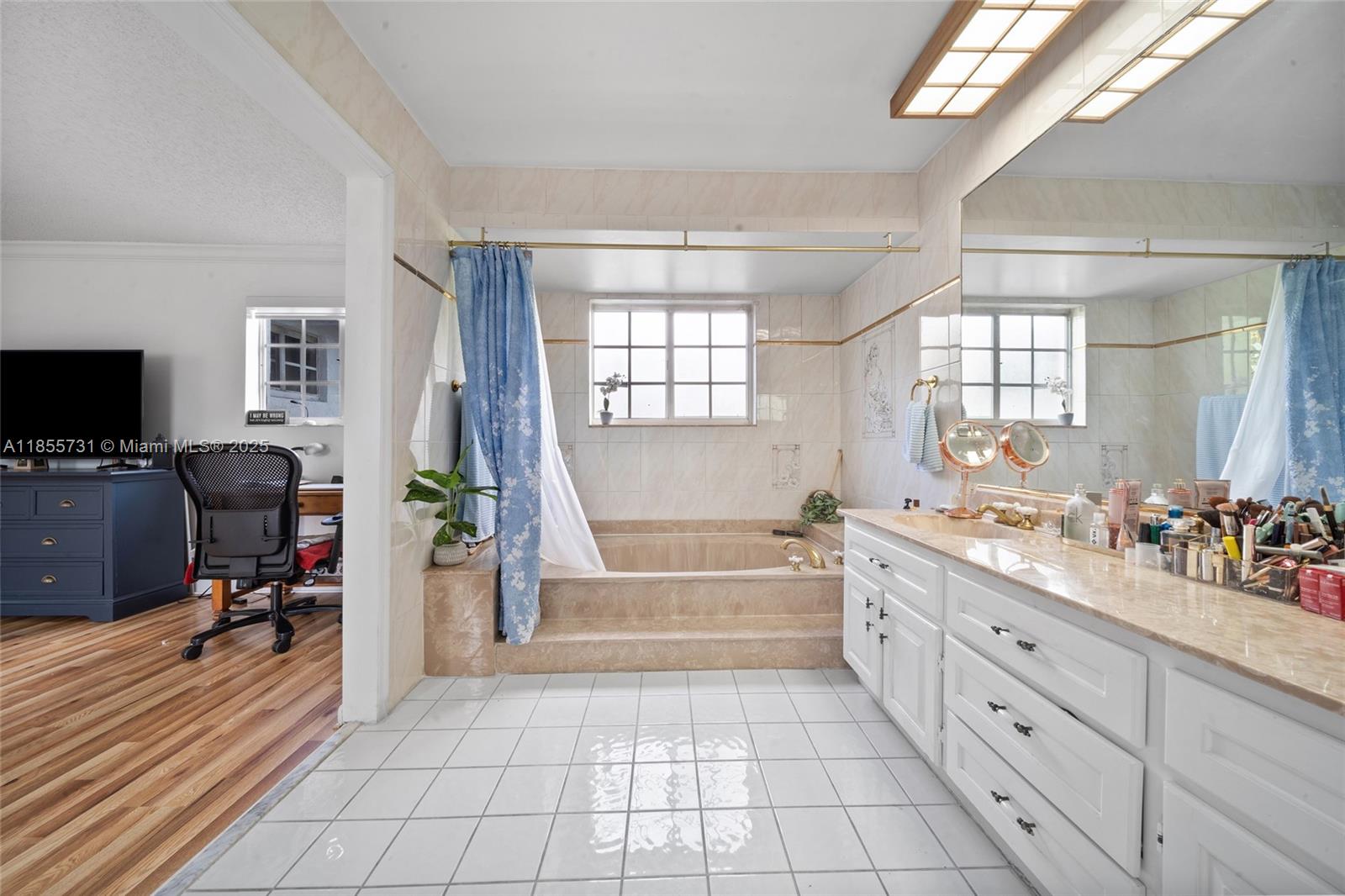 KENDALL TRAILS SUB - Residential