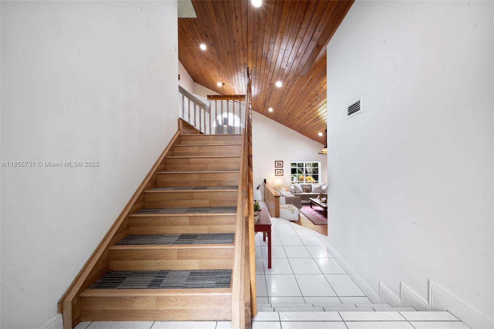 KENDALL TRAILS SUB - Residential