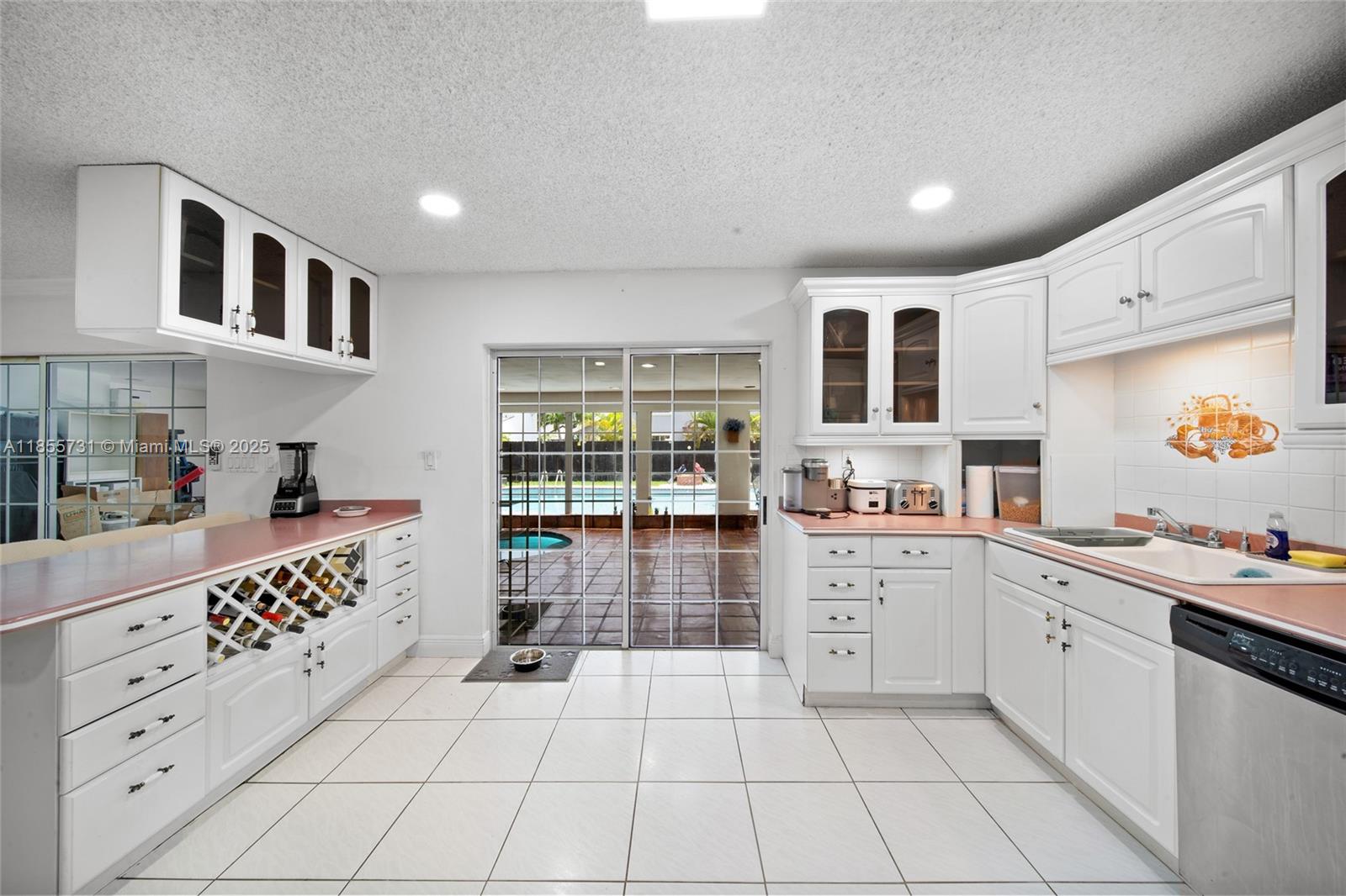 KENDALL TRAILS SUB - Residential