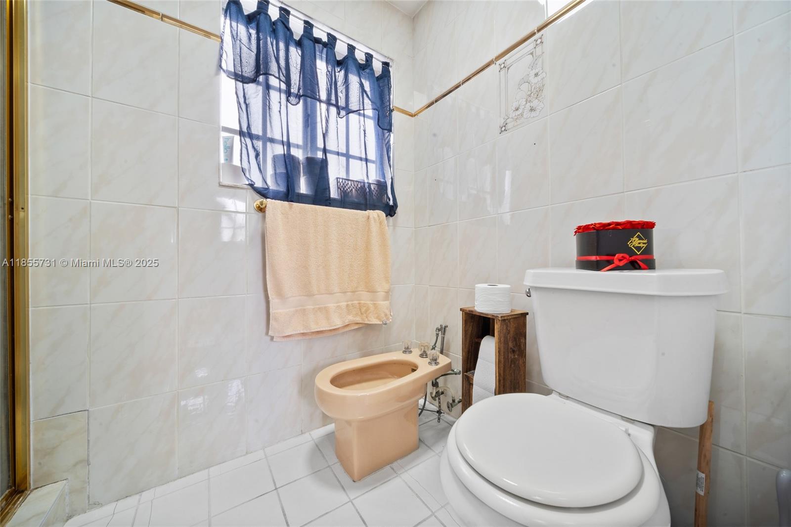 KENDALL TRAILS SUB - Residential