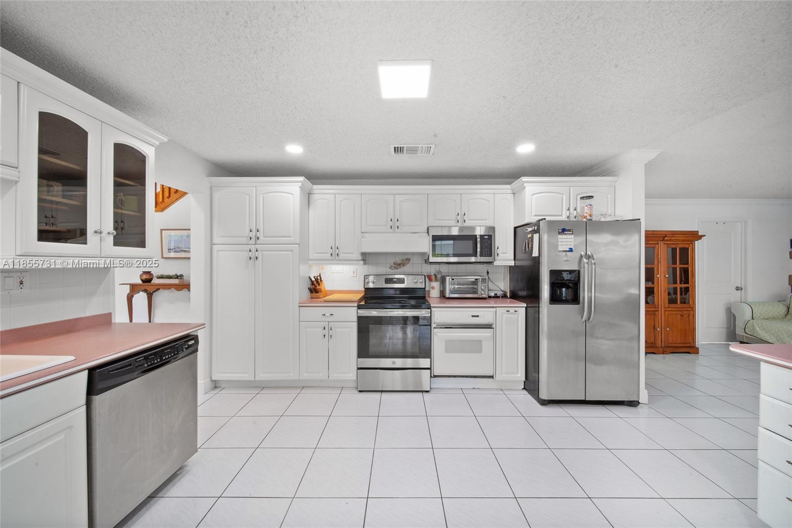 KENDALL TRAILS SUB - Residential