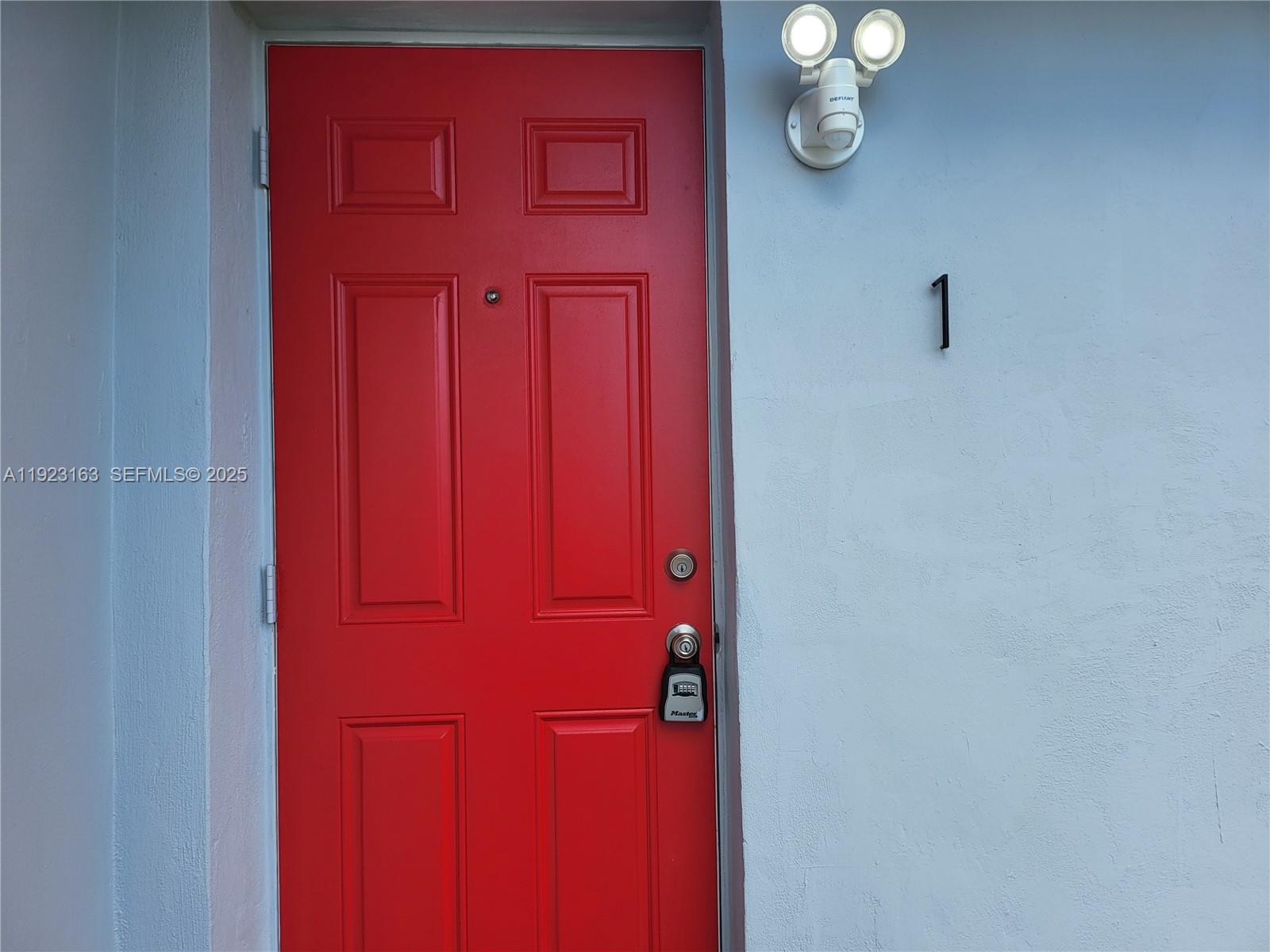 HOLLYWOOD PARK - Residential Income