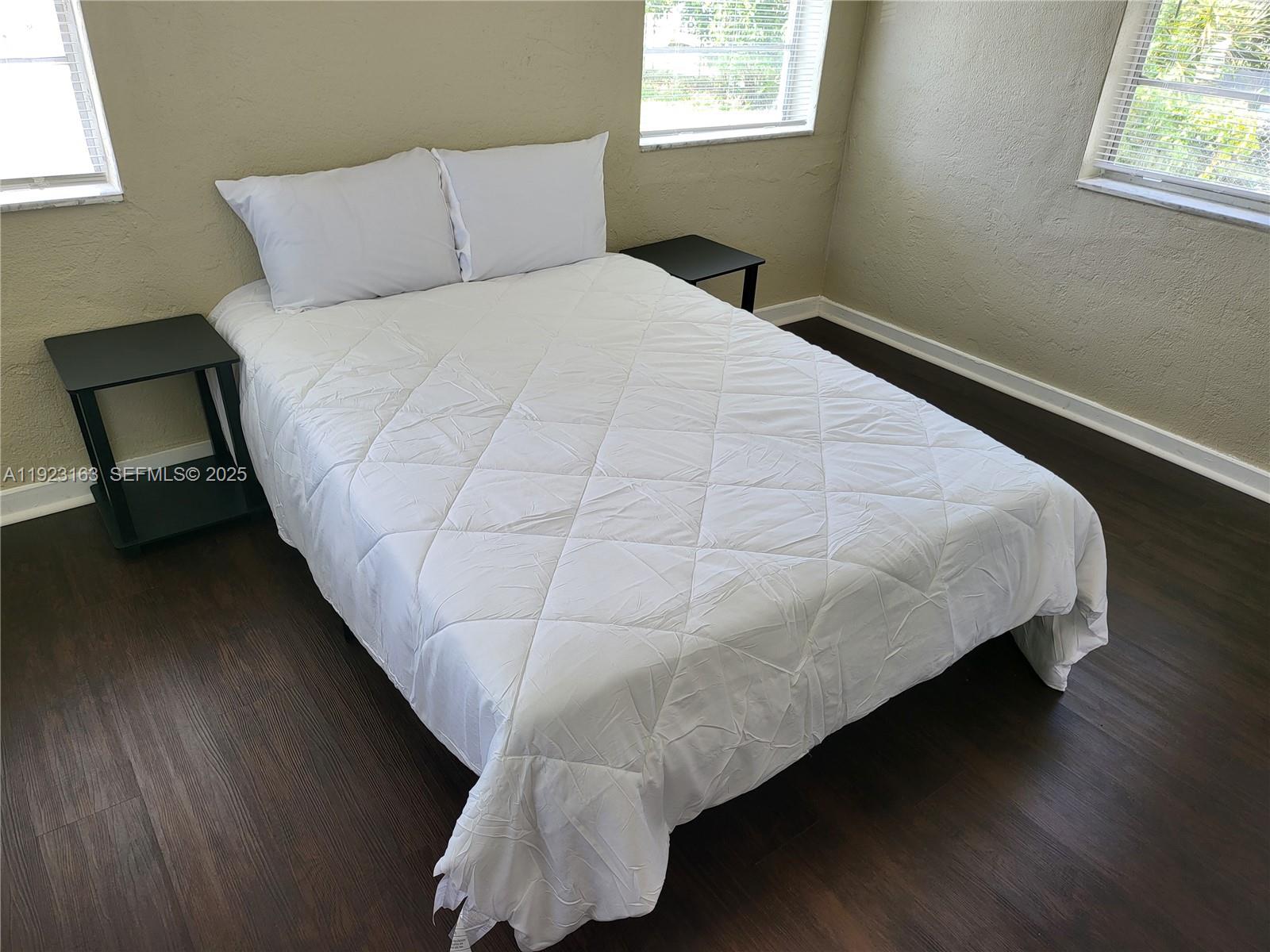 HOLLYWOOD PARK - Residential Income