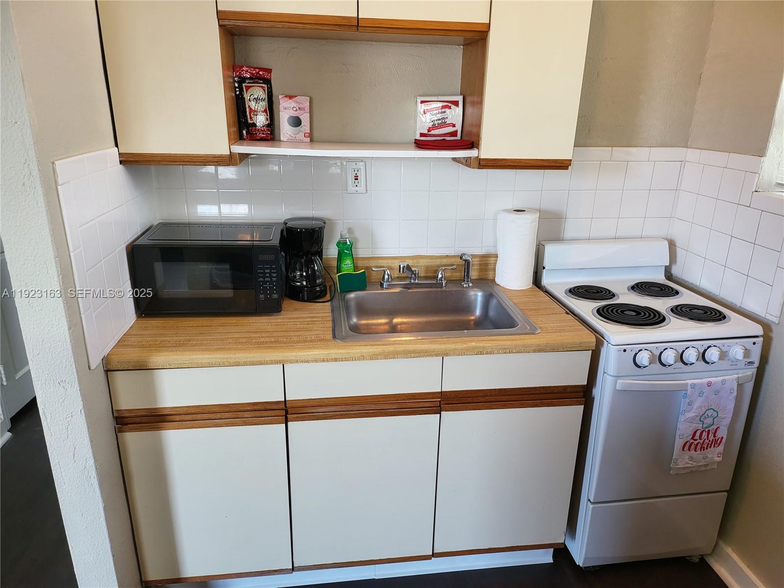 HOLLYWOOD PARK - Residential Income