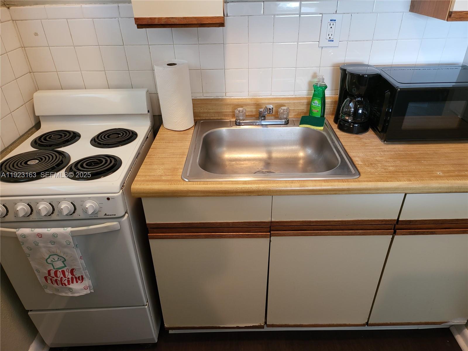 HOLLYWOOD PARK - Residential Income