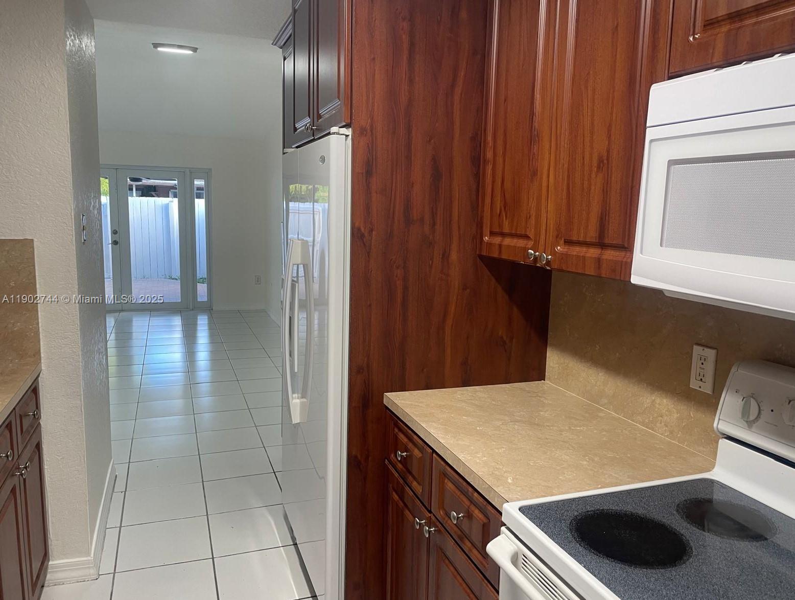 BENT TREE SOUTH - Residential Lease