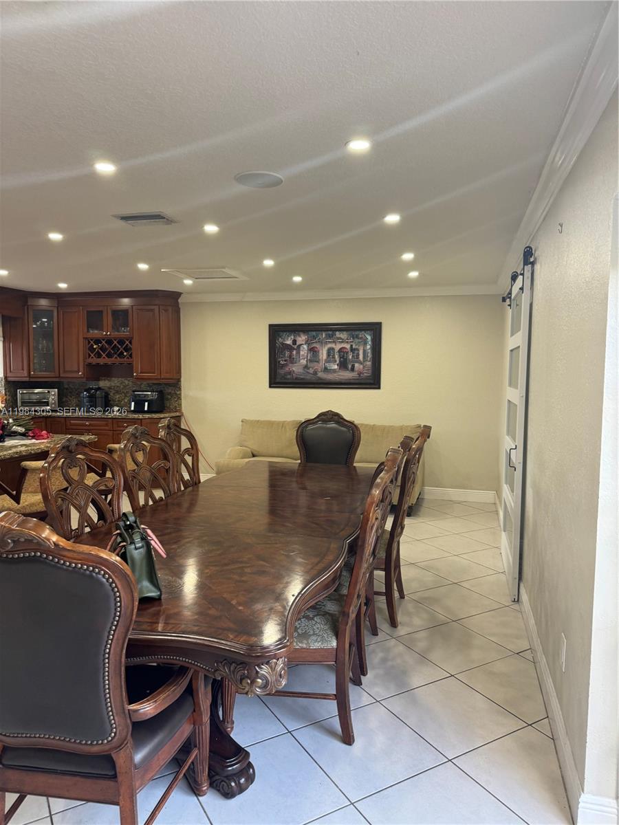 SOUTHERN ESTATES 9TH ADDN - Residential