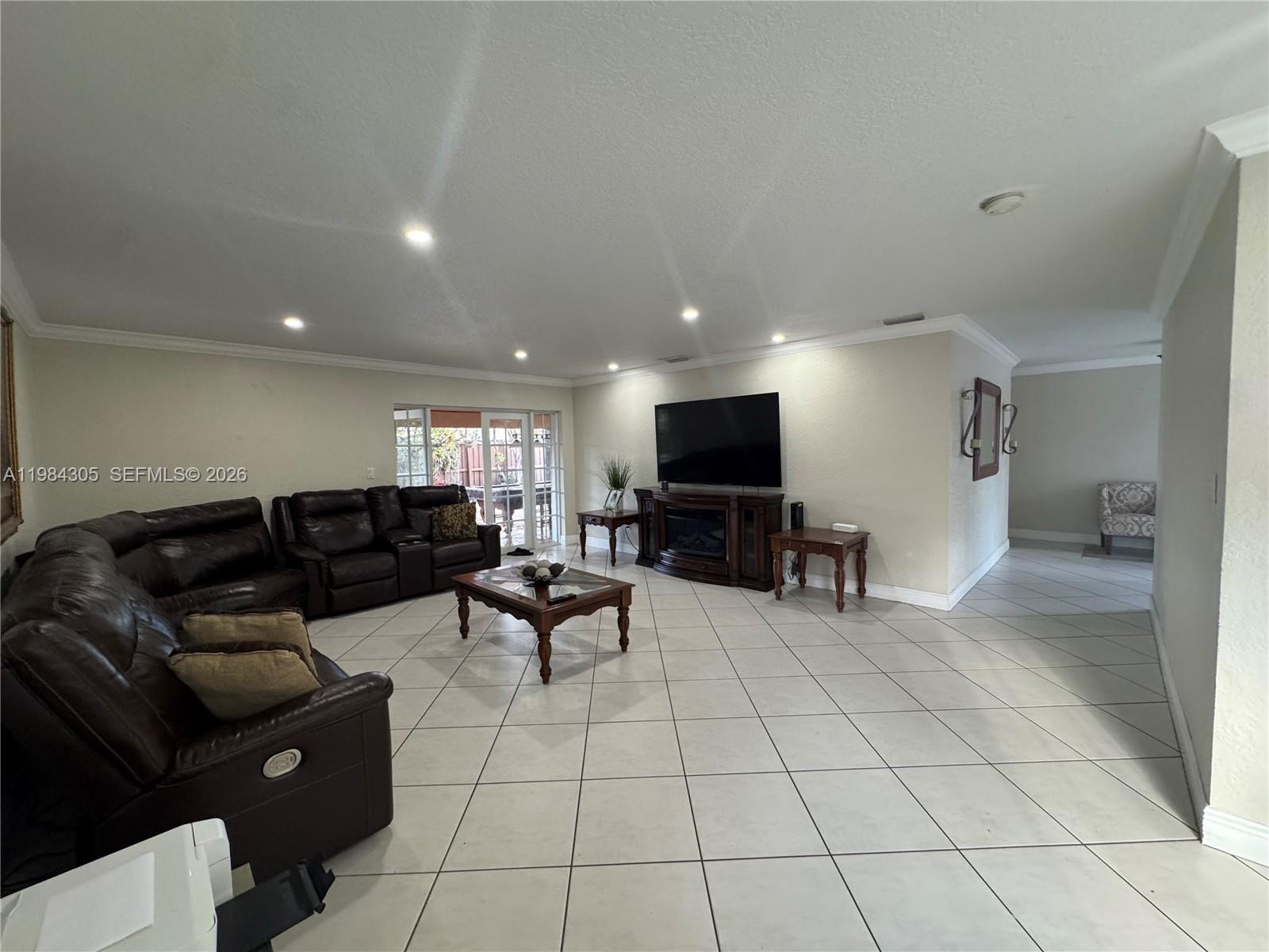 SOUTHERN ESTATES 9TH ADDN - Residential