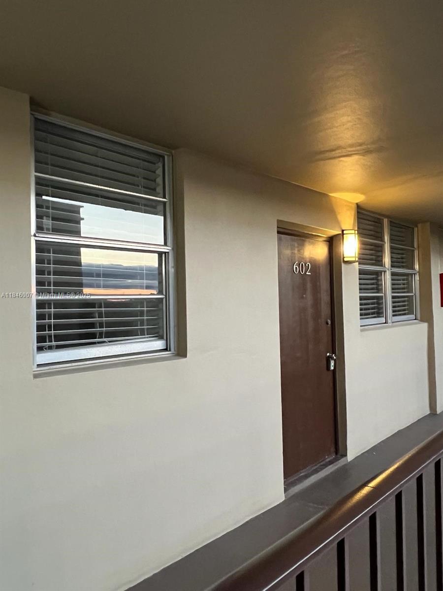 TELSTAR CONDOMINIUM INC - Residential Lease