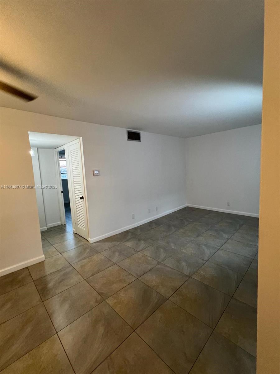 TELSTAR CONDOMINIUM INC - Residential Lease