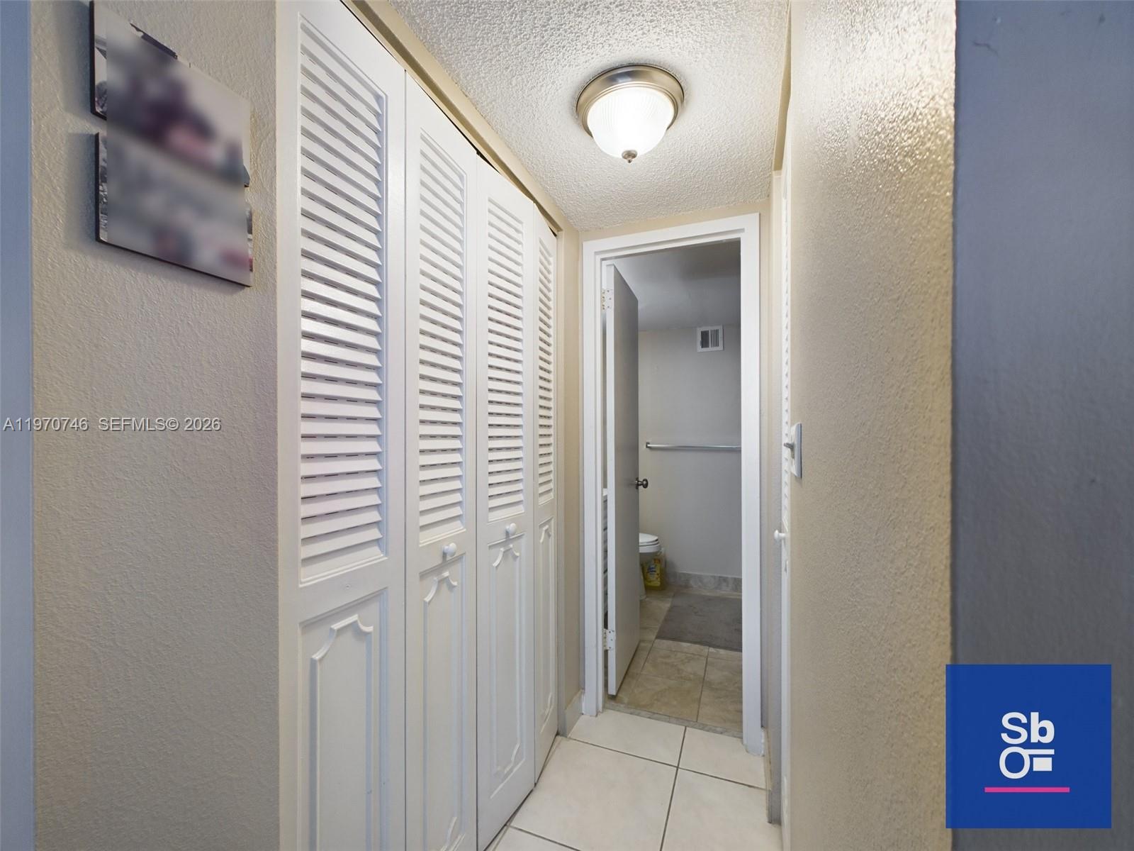 BAYVIEW TOWERS CONDO SOUT - Residential