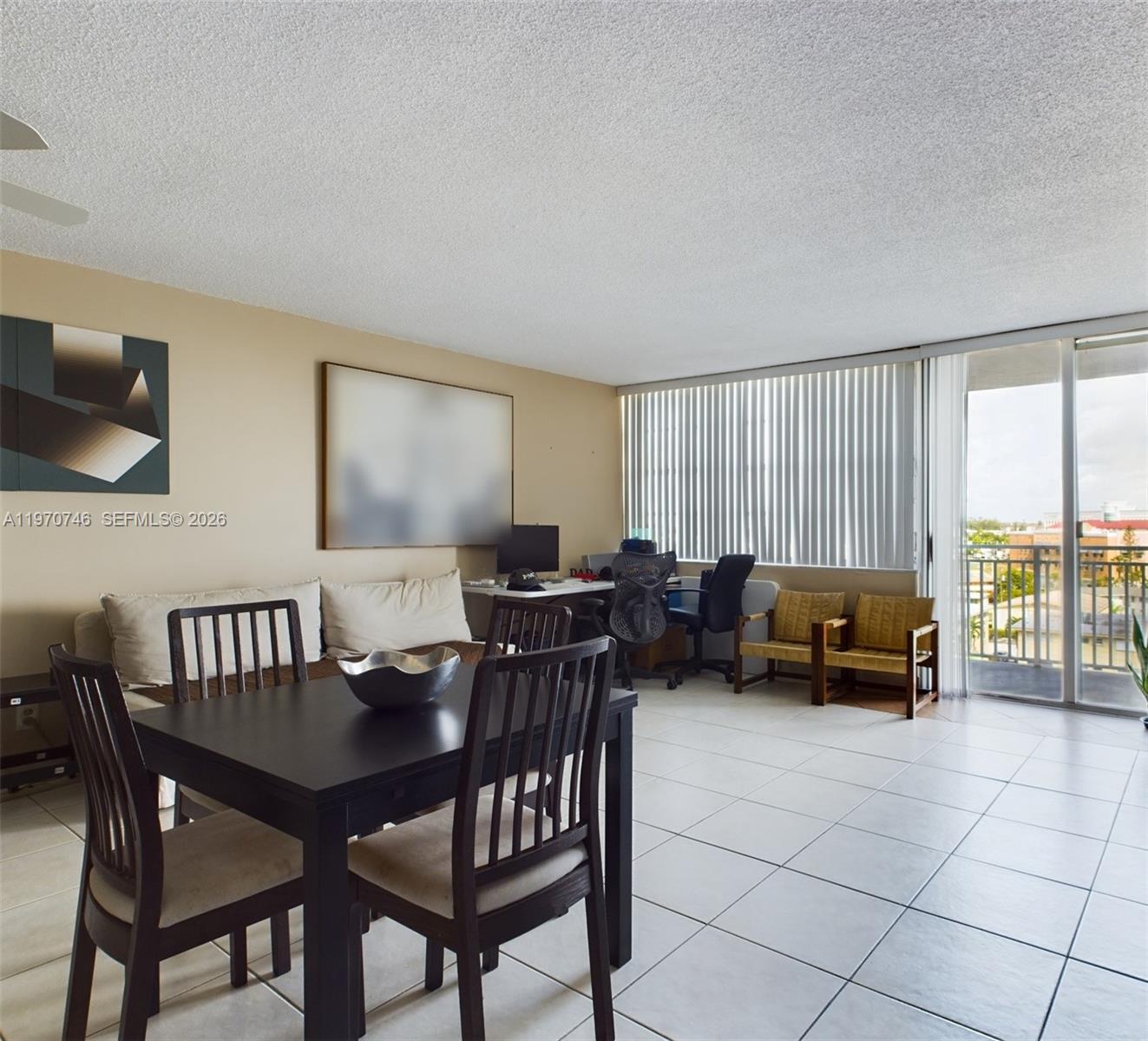 BAYVIEW TOWERS CONDO SOUT - Residential