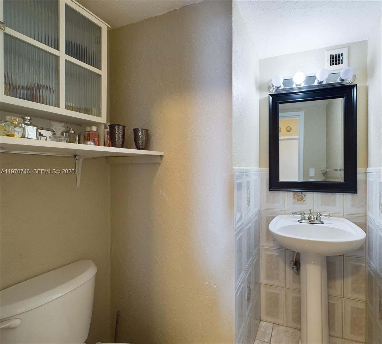 BAYVIEW TOWERS CONDO SOUT - Residential