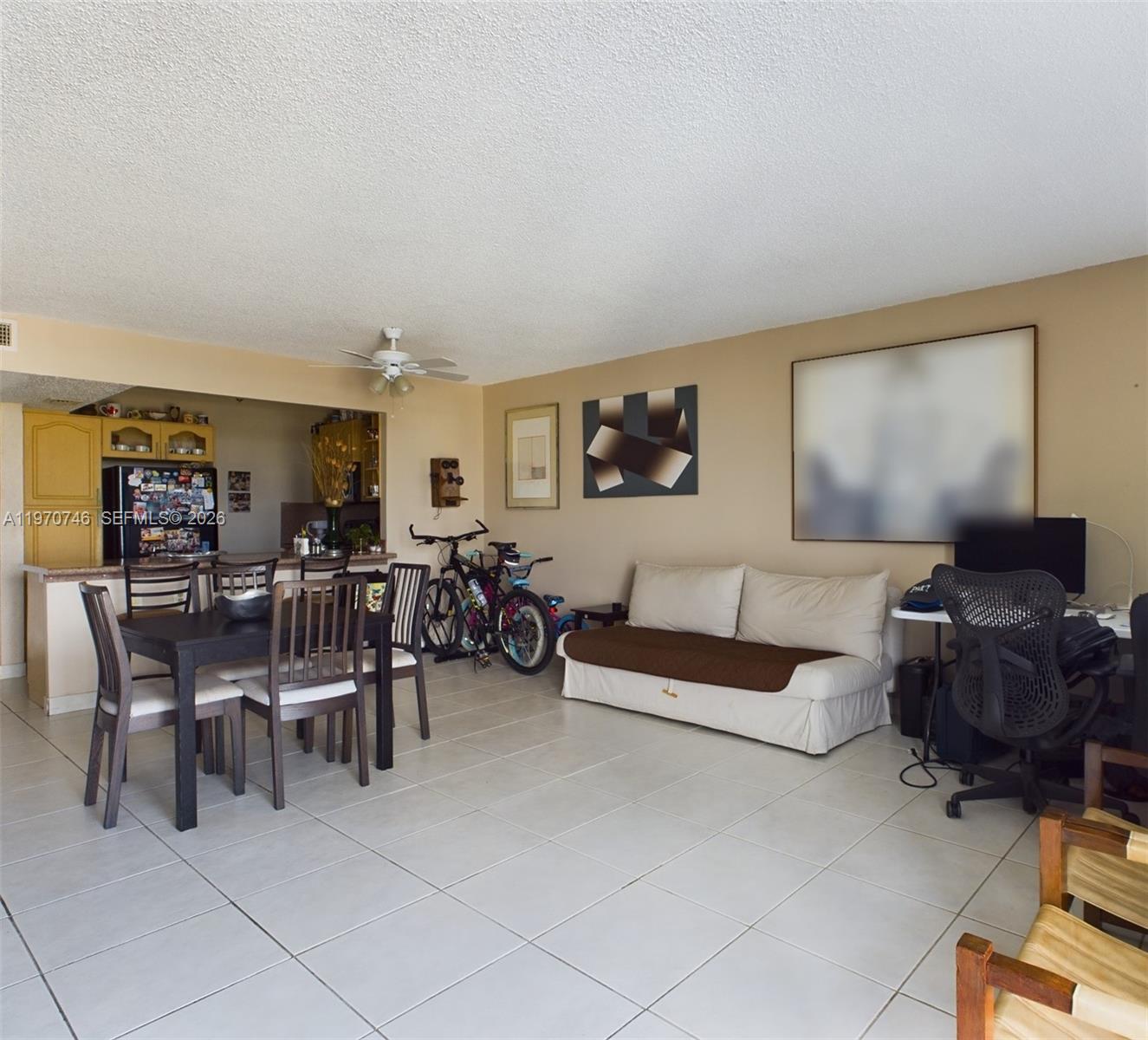 BAYVIEW TOWERS CONDO SOUT - Residential