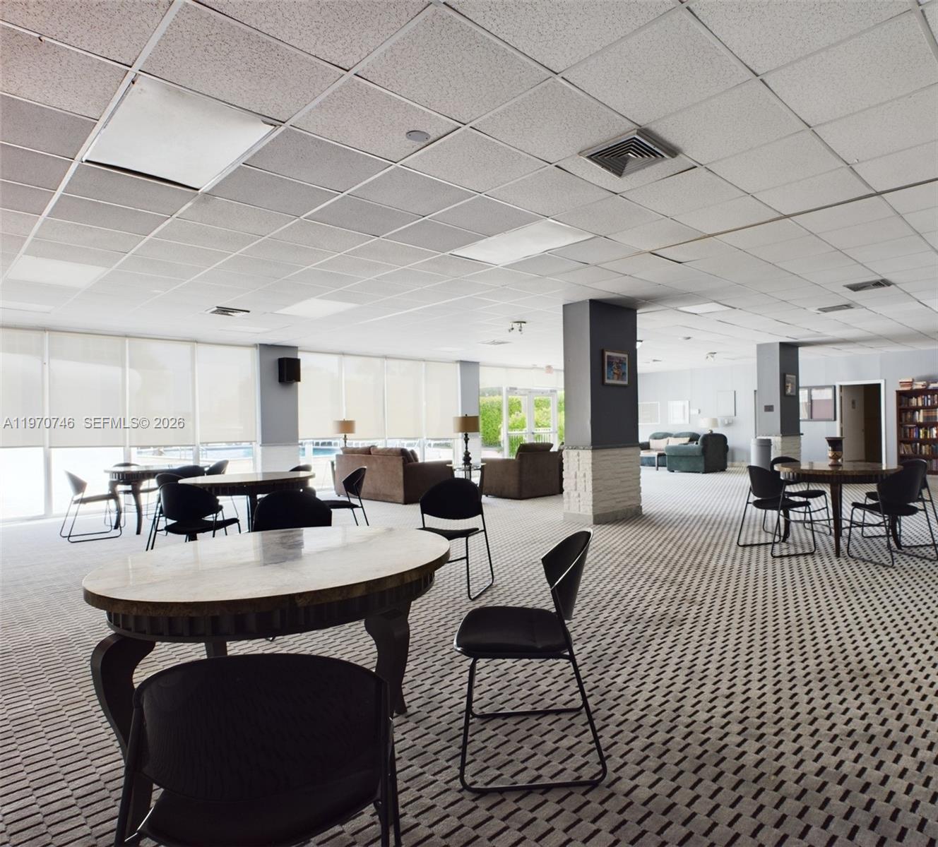 BAYVIEW TOWERS CONDO SOUT - Residential