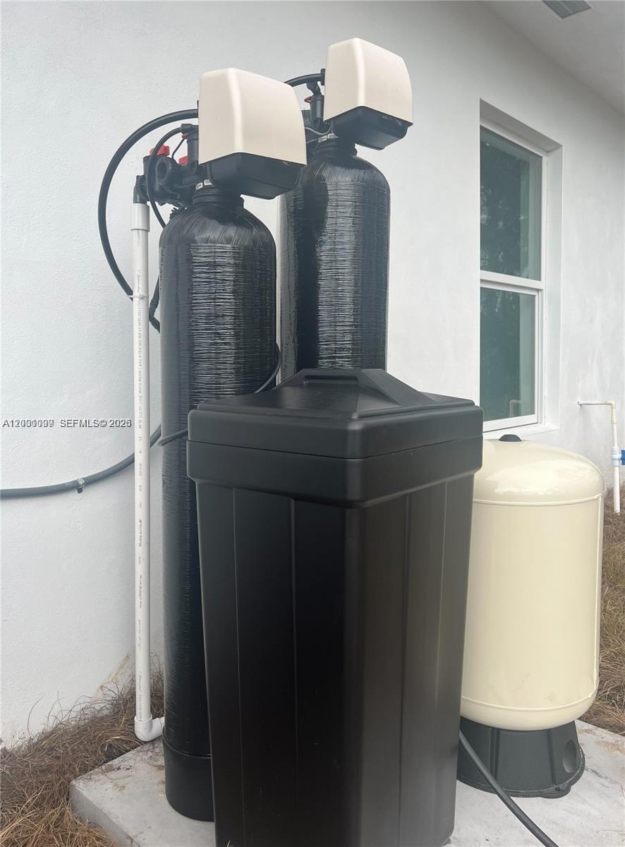 Lehigh Acres - Residential Lease