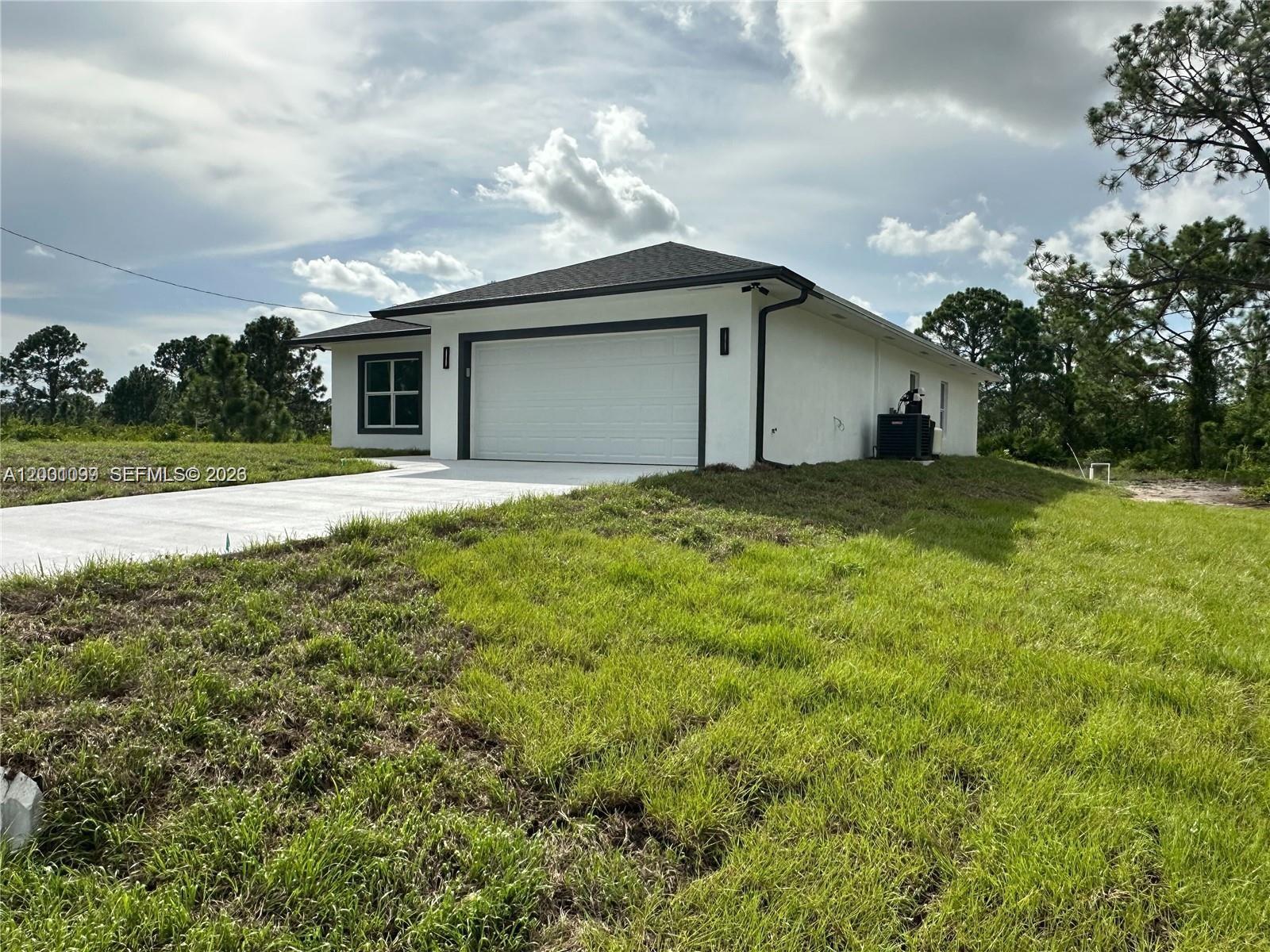 Lehigh Acres - Residential Lease