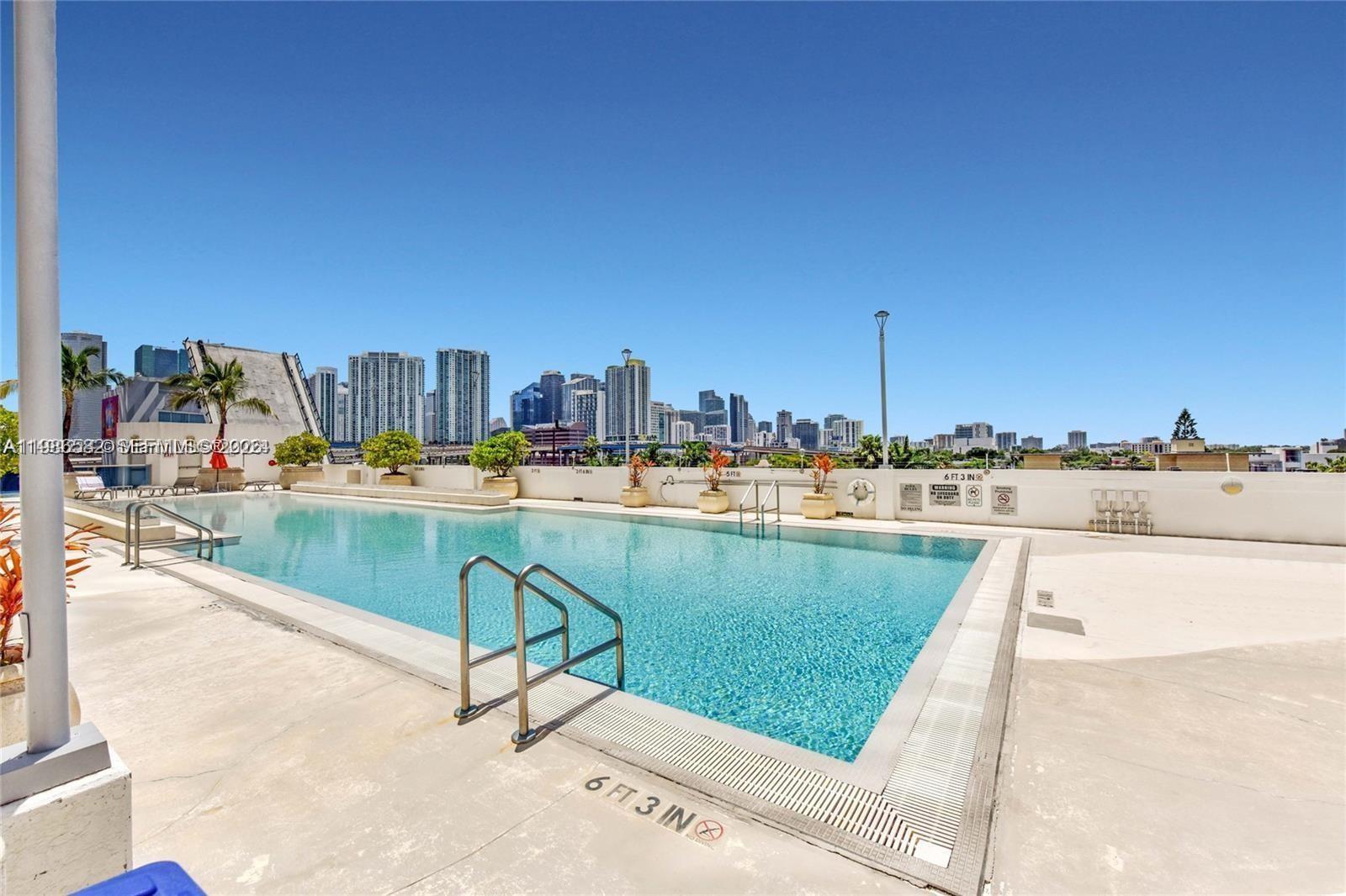 NEO CONDO - Residential Lease