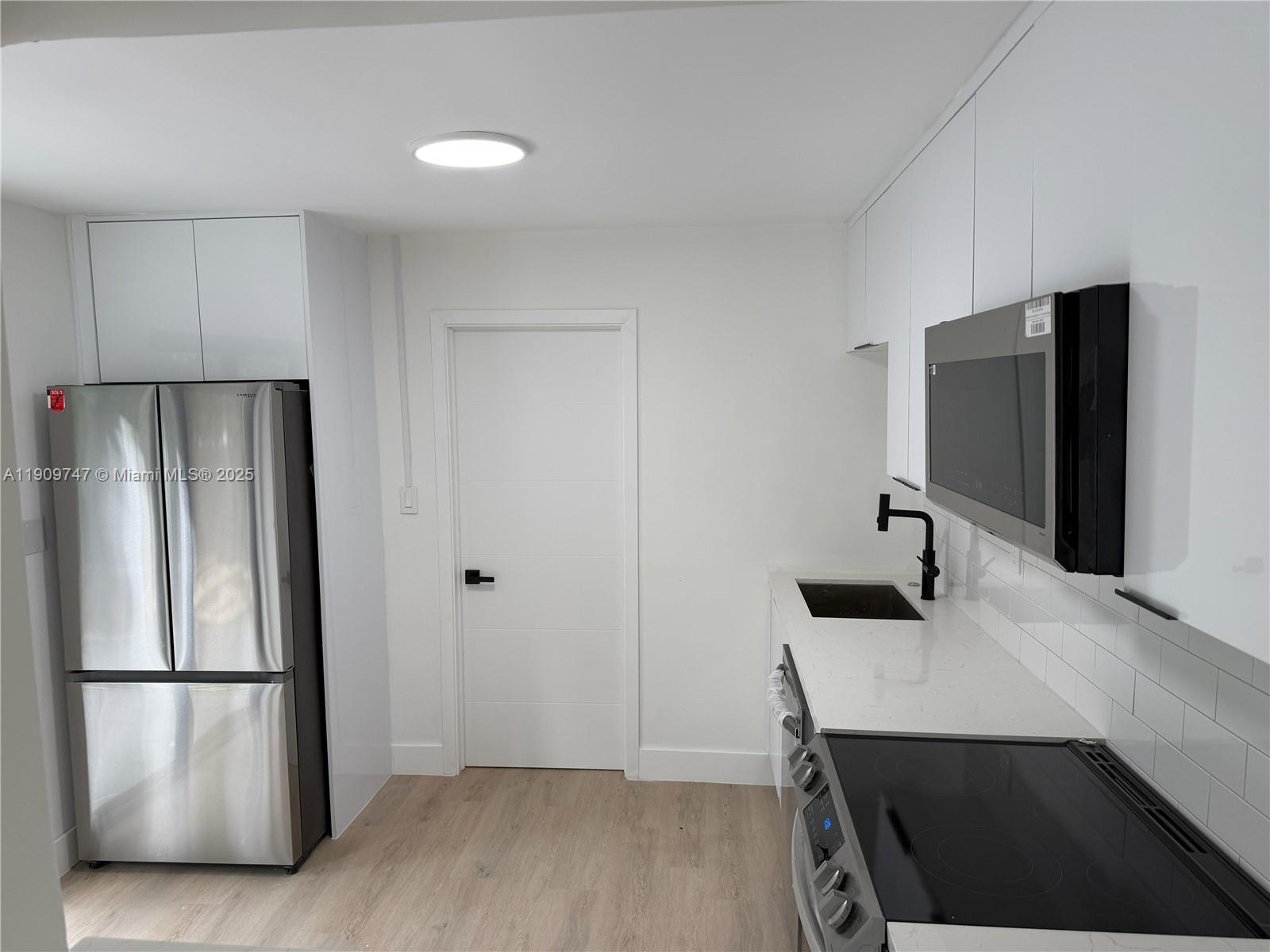 RIVERSIDE PARK ADD AMEN P - Residential