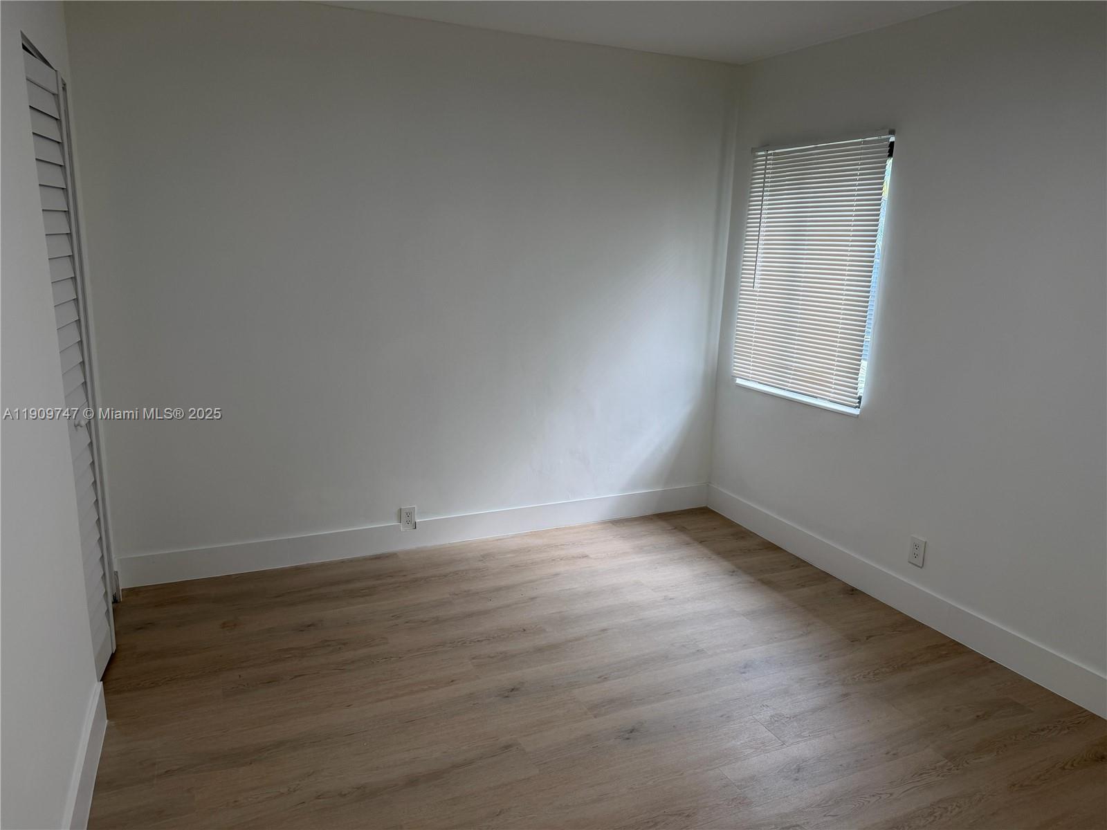 RIVERSIDE PARK ADD AMEN P - Residential