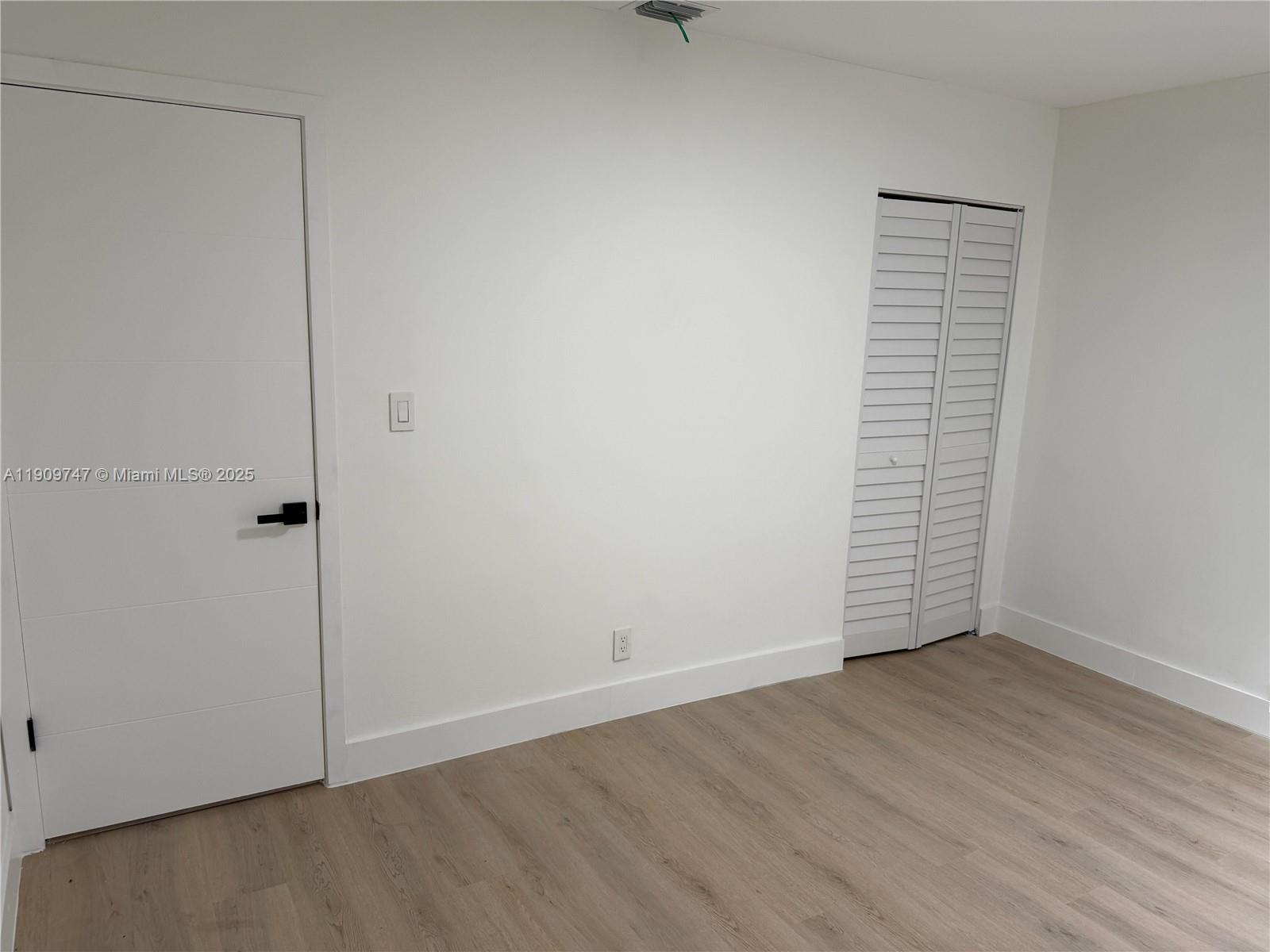 RIVERSIDE PARK ADD AMEN P - Residential