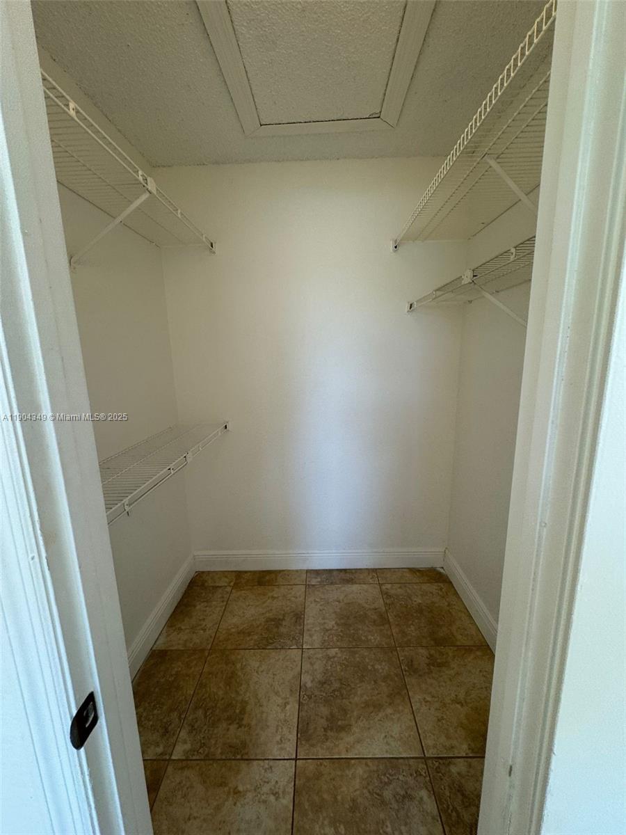 CORAL KEY CONDO - Residential