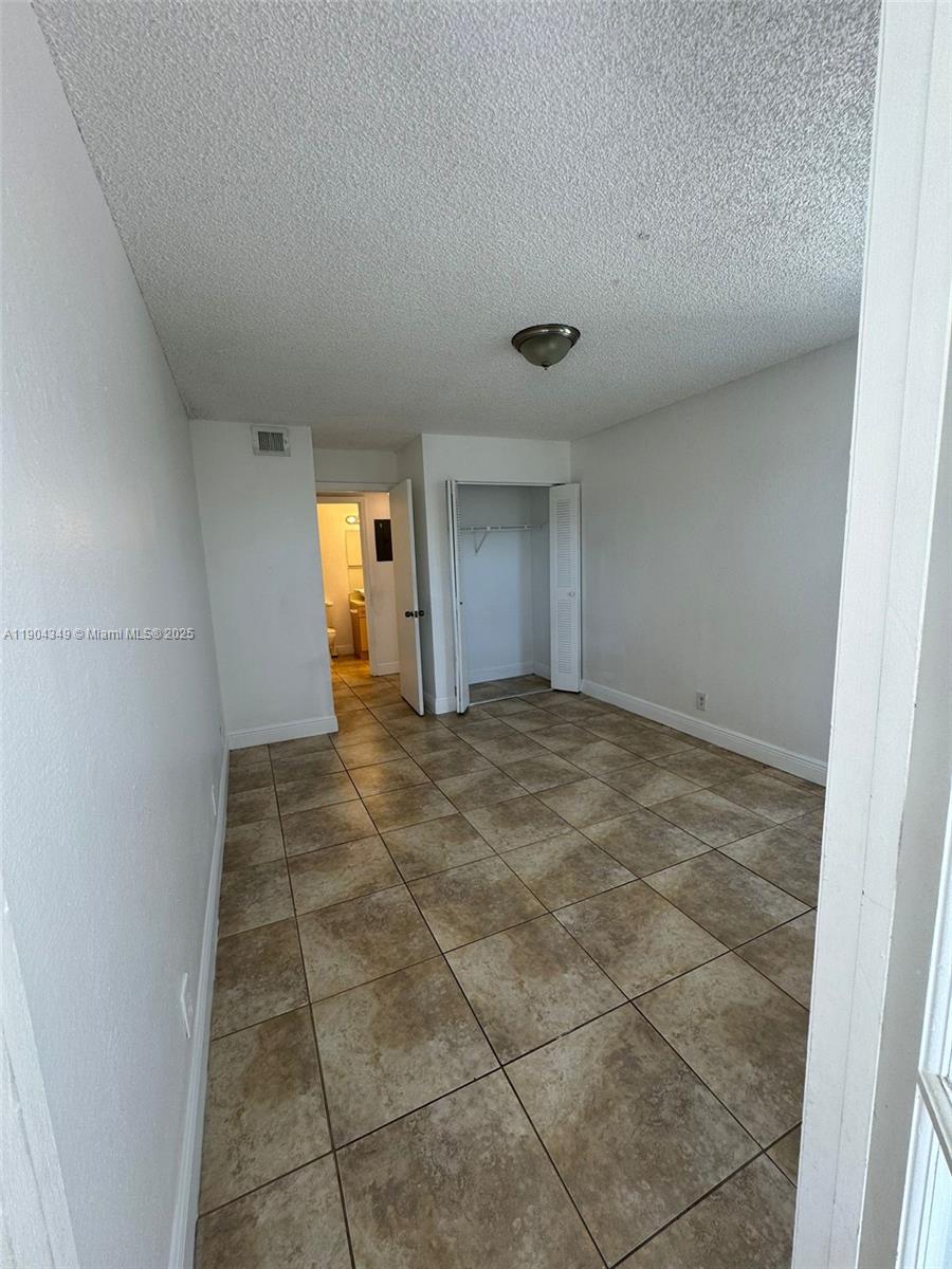 CORAL KEY CONDO - Residential