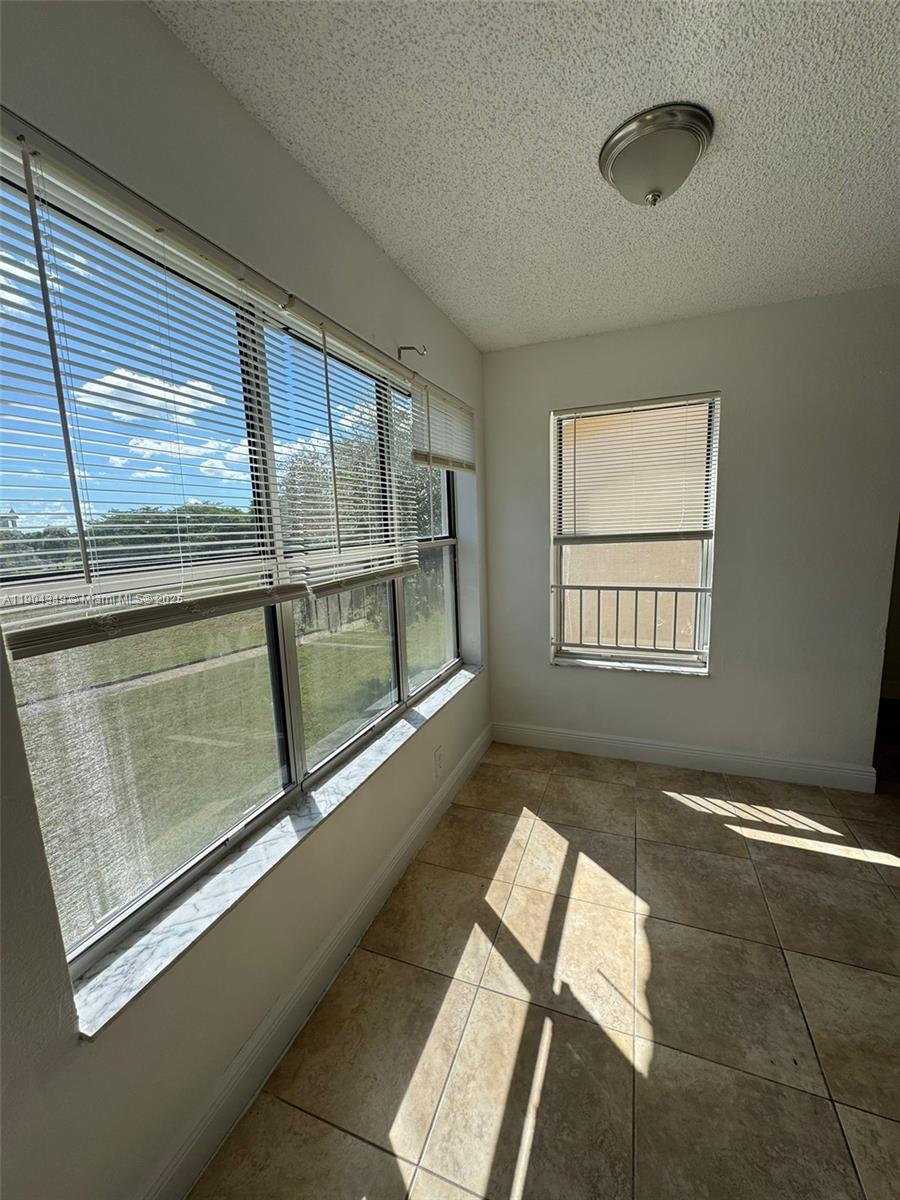 CORAL KEY CONDO - Residential