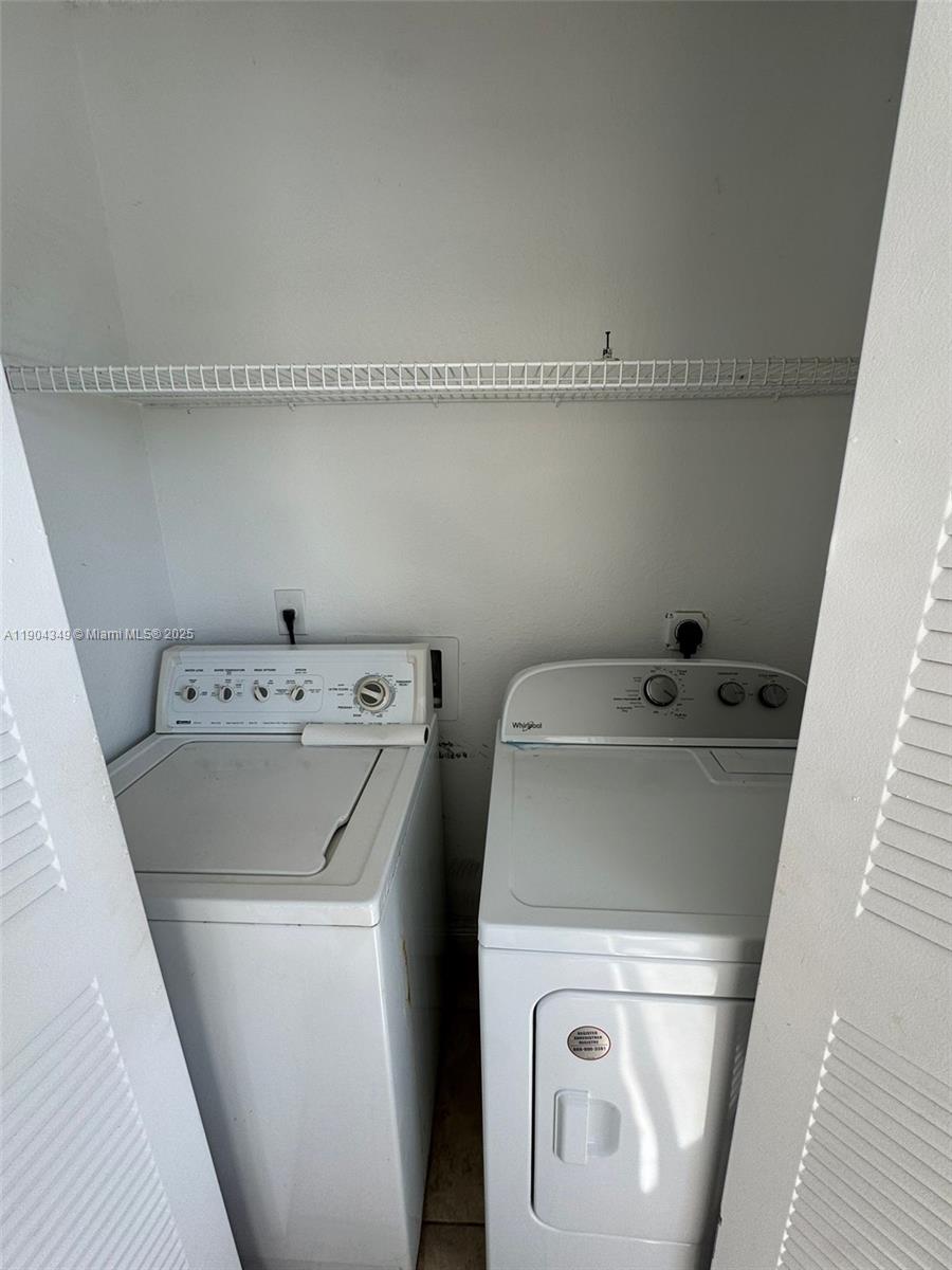 CORAL KEY CONDO - Residential