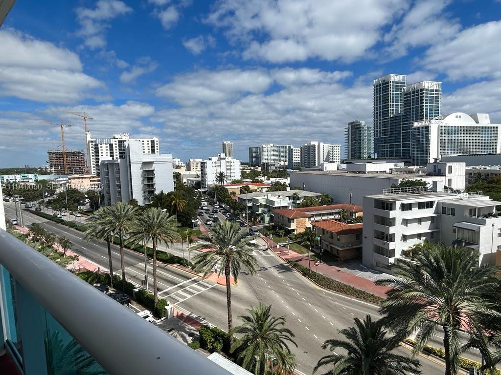 6770 Indian Creek Dr 8B