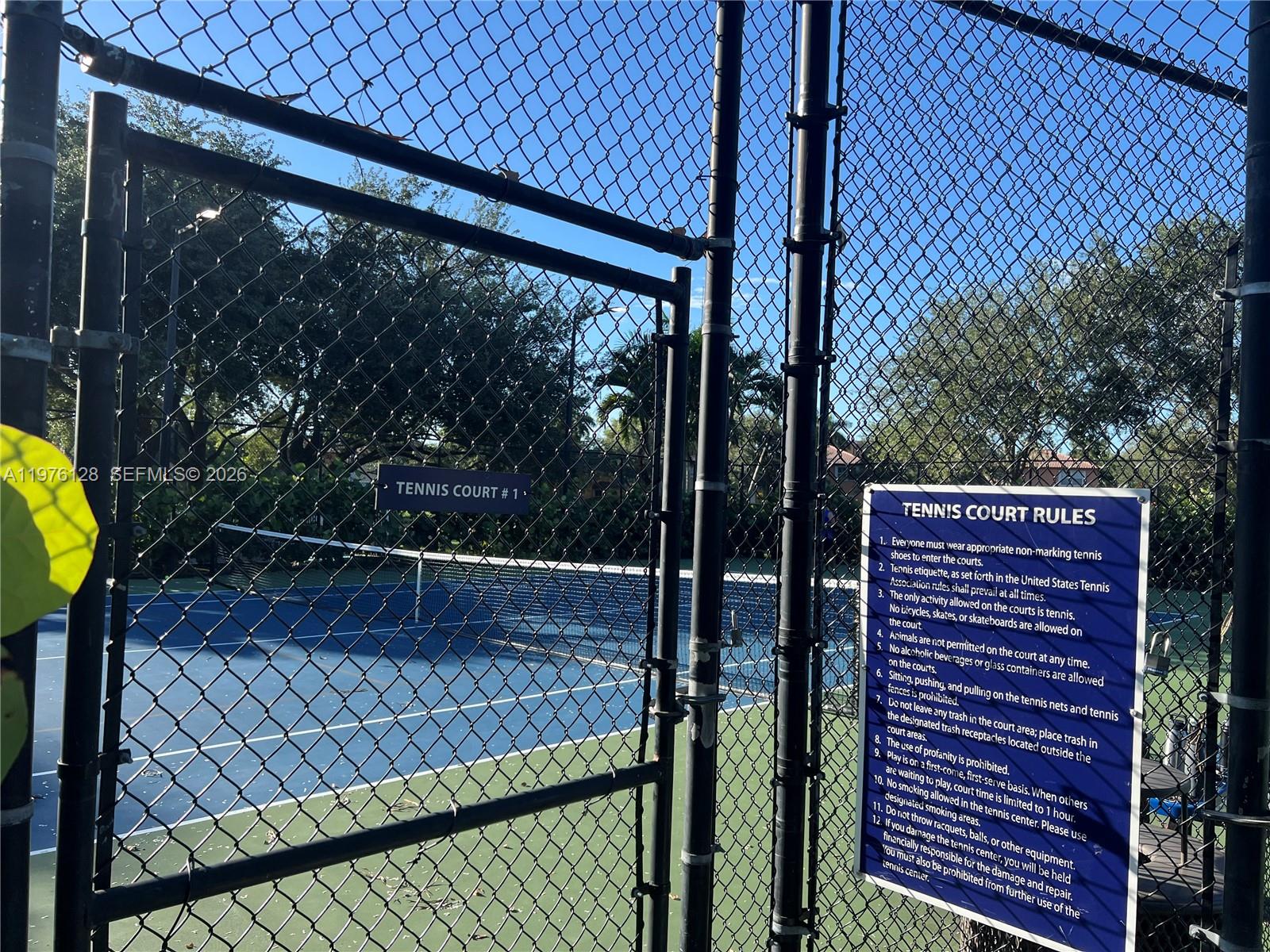 ISLANDS AT DORAL TOWNHOME - Residential