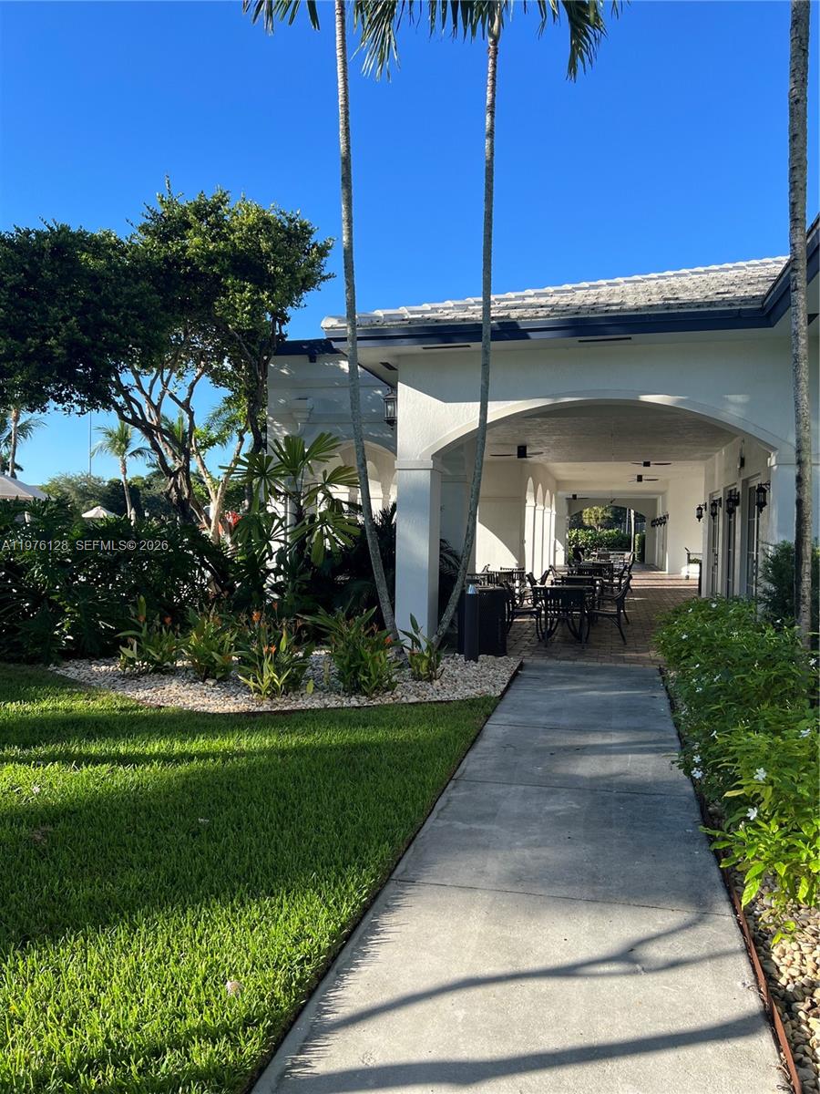 ISLANDS AT DORAL TOWNHOME - Residential