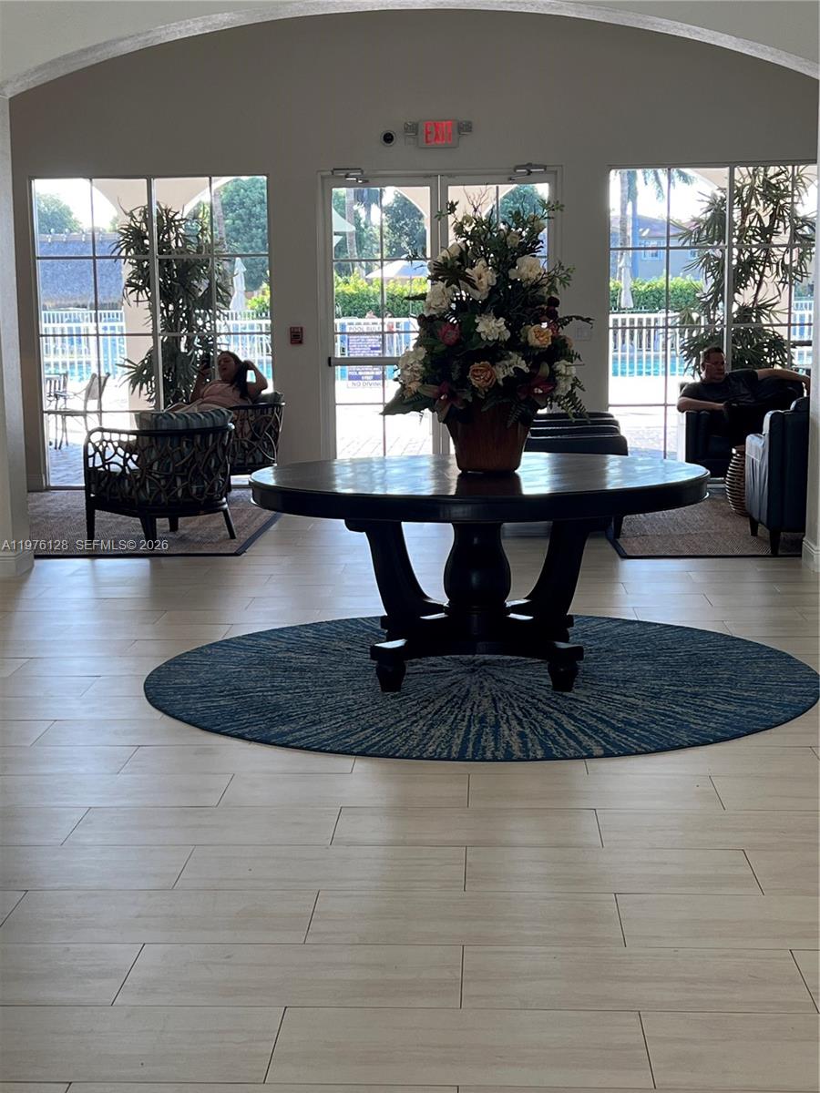 ISLANDS AT DORAL TOWNHOME - Residential