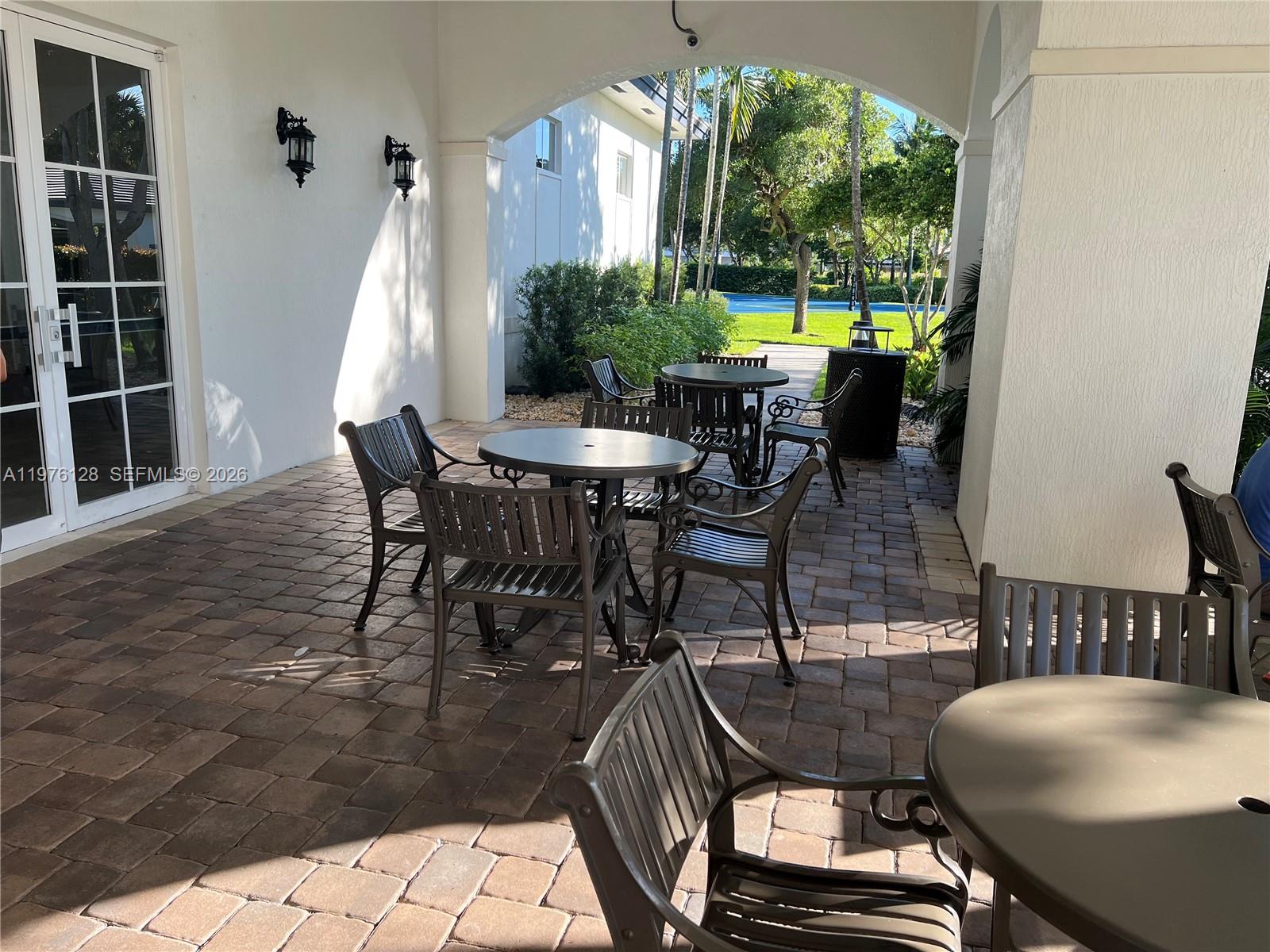 ISLANDS AT DORAL TOWNHOME - Residential