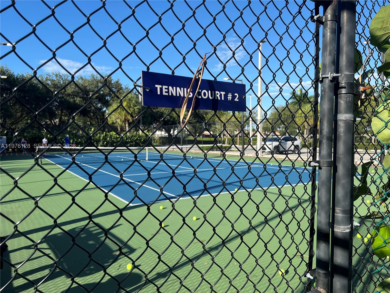 ISLANDS AT DORAL TOWNHOME - Residential