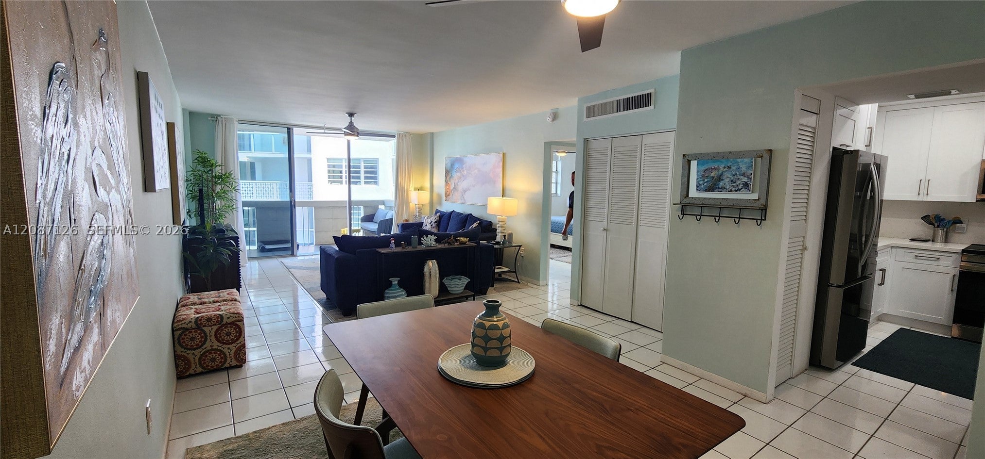 800 West Ave 836