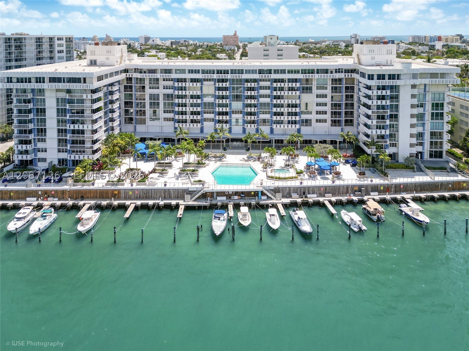 800 West Ave 836