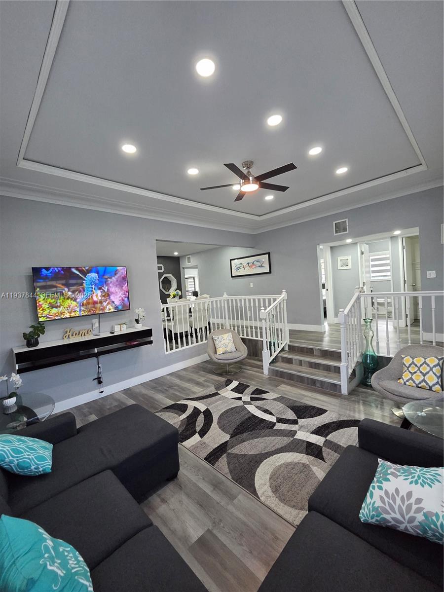 IRONS MANOR HIGH PINE ADD - Residential