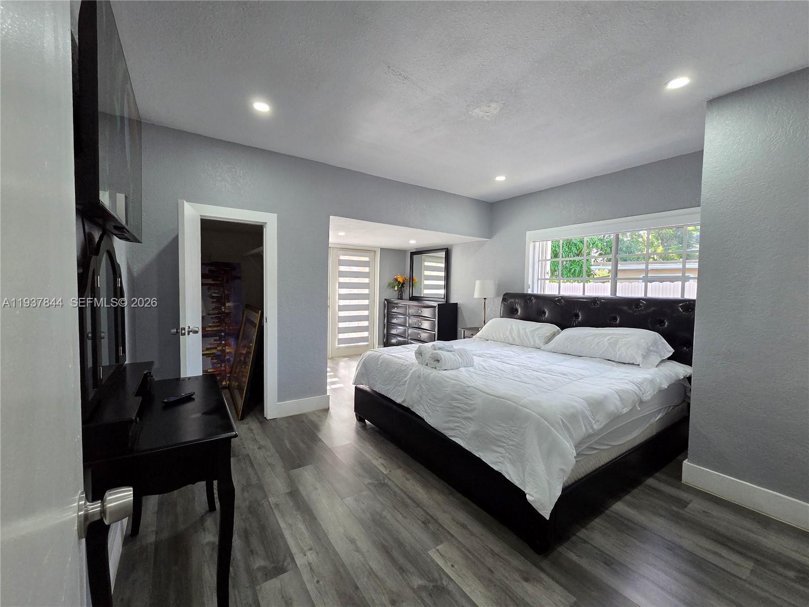 IRONS MANOR HIGH PINE ADD - Residential